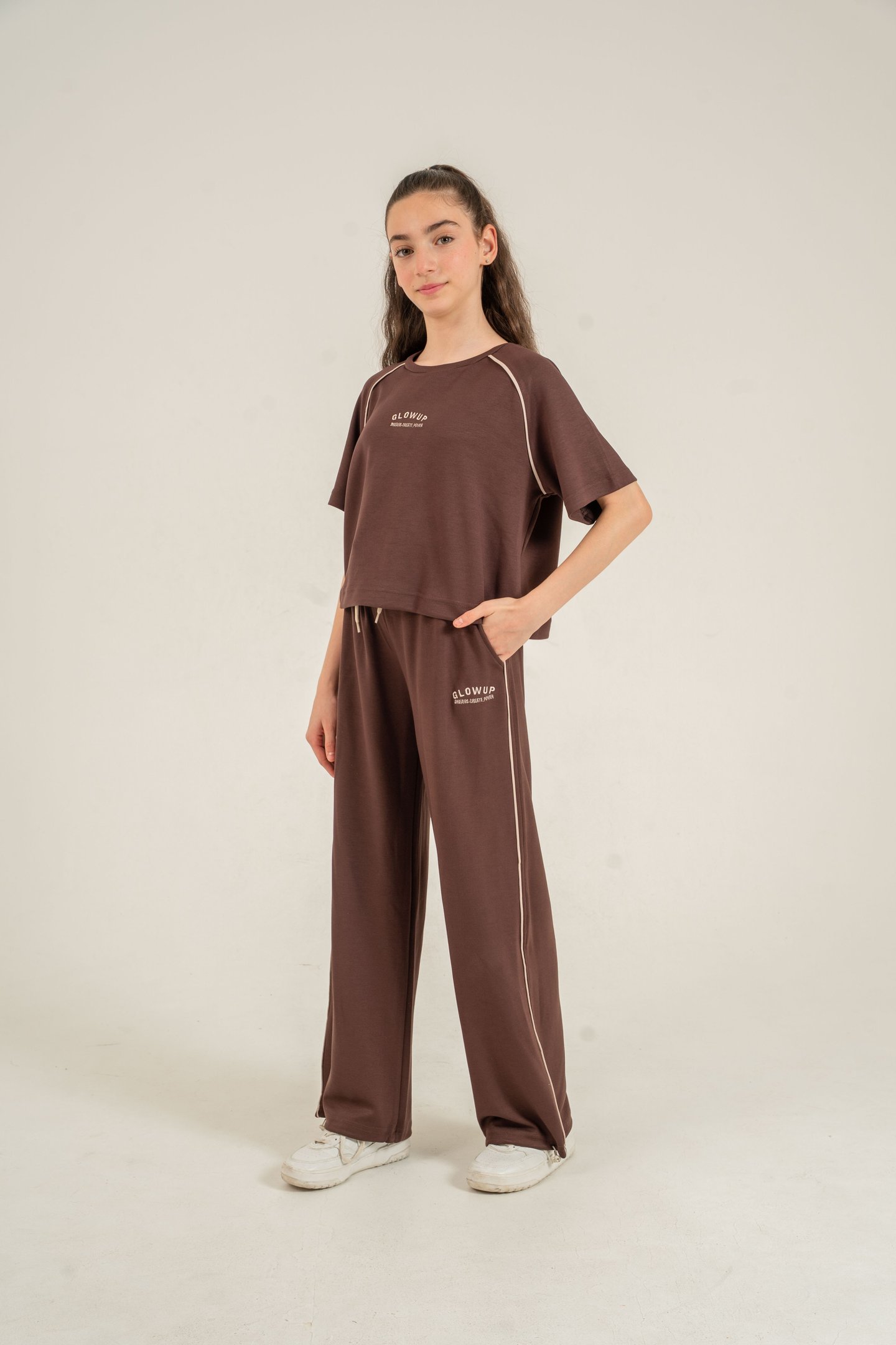 Glowup Dreams Create Power Nakışlı Biyeli Yumaşak Dokulu-Comfort Kumaş Kız Çocuk Alt Üst Eşofman Takımı