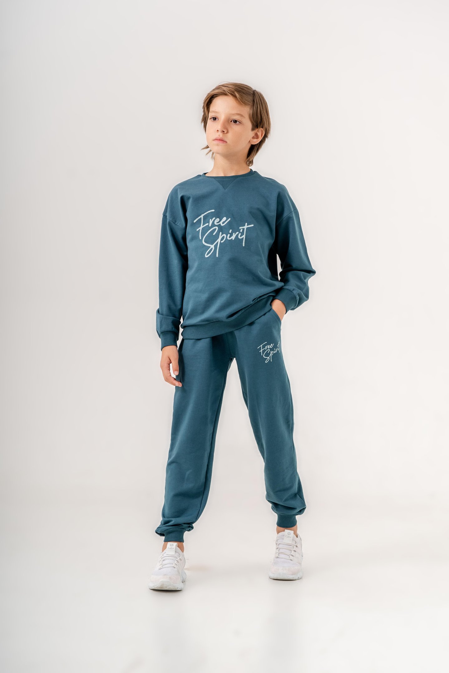 Göğüs Yazı Baskılı Bacak Baskı Detaylı Erkek Çocuk Alt Üst Eşofman Takımı