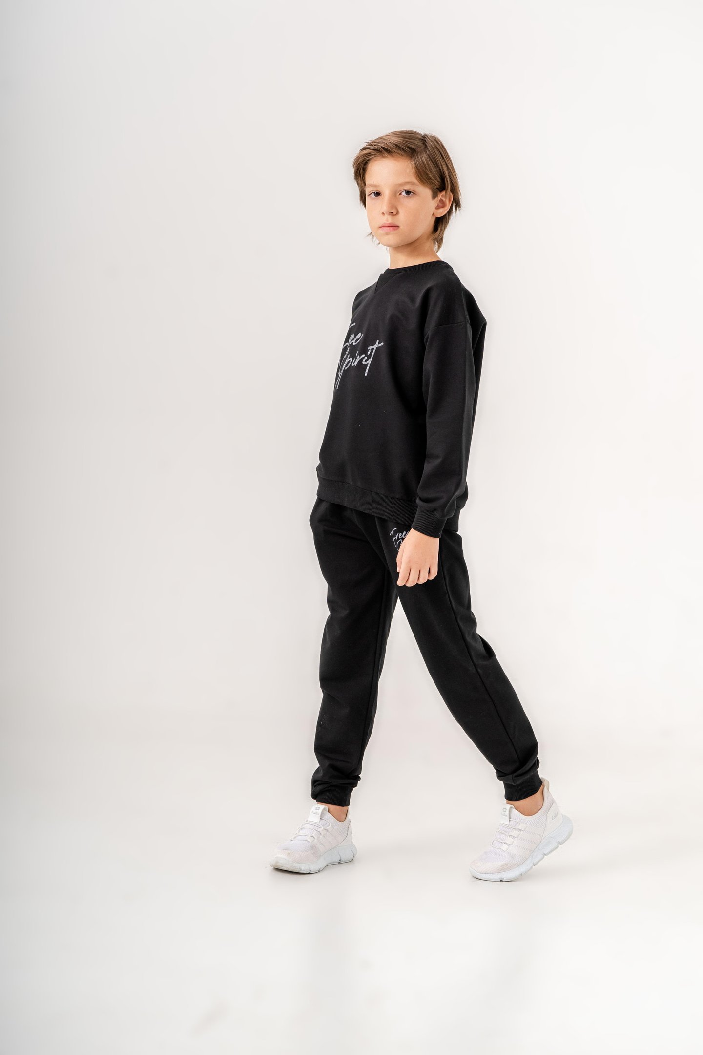 Göğüs Yazı Baskılı Bacak Baskı Detaylı Erkek Çocuk Alt Üst Eşofman Takımı