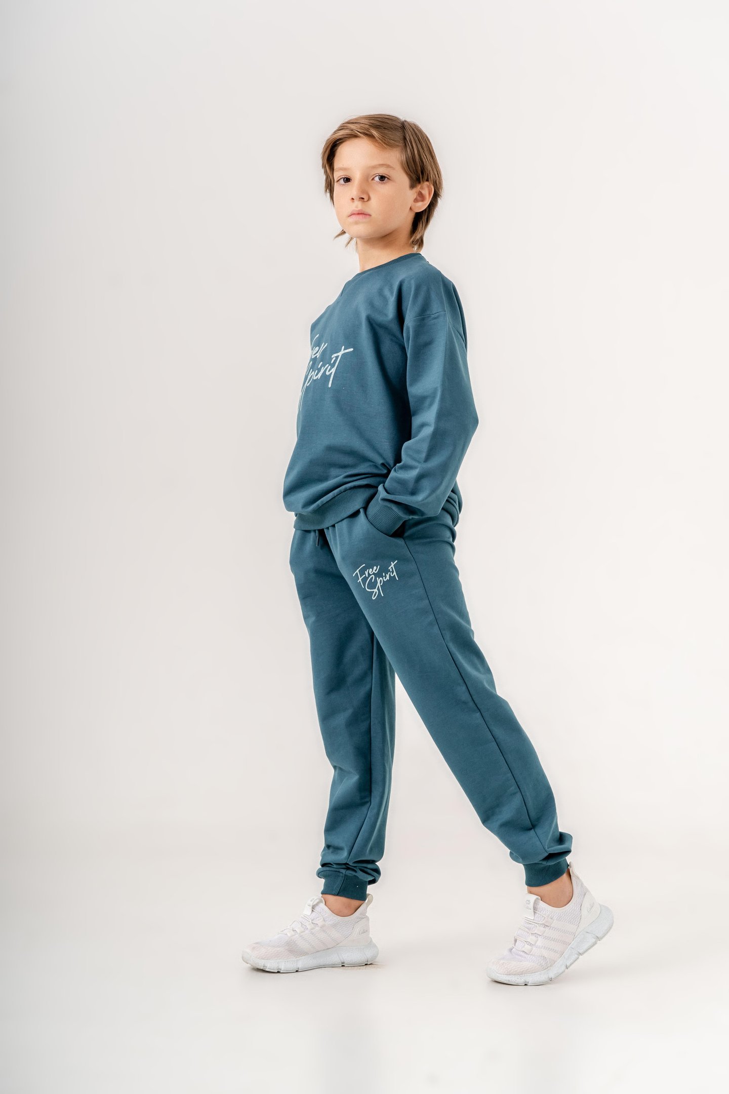 Göğüs Yazı Baskılı Bacak Baskı Detaylı Erkek Çocuk Alt Üst Eşofman Takımı