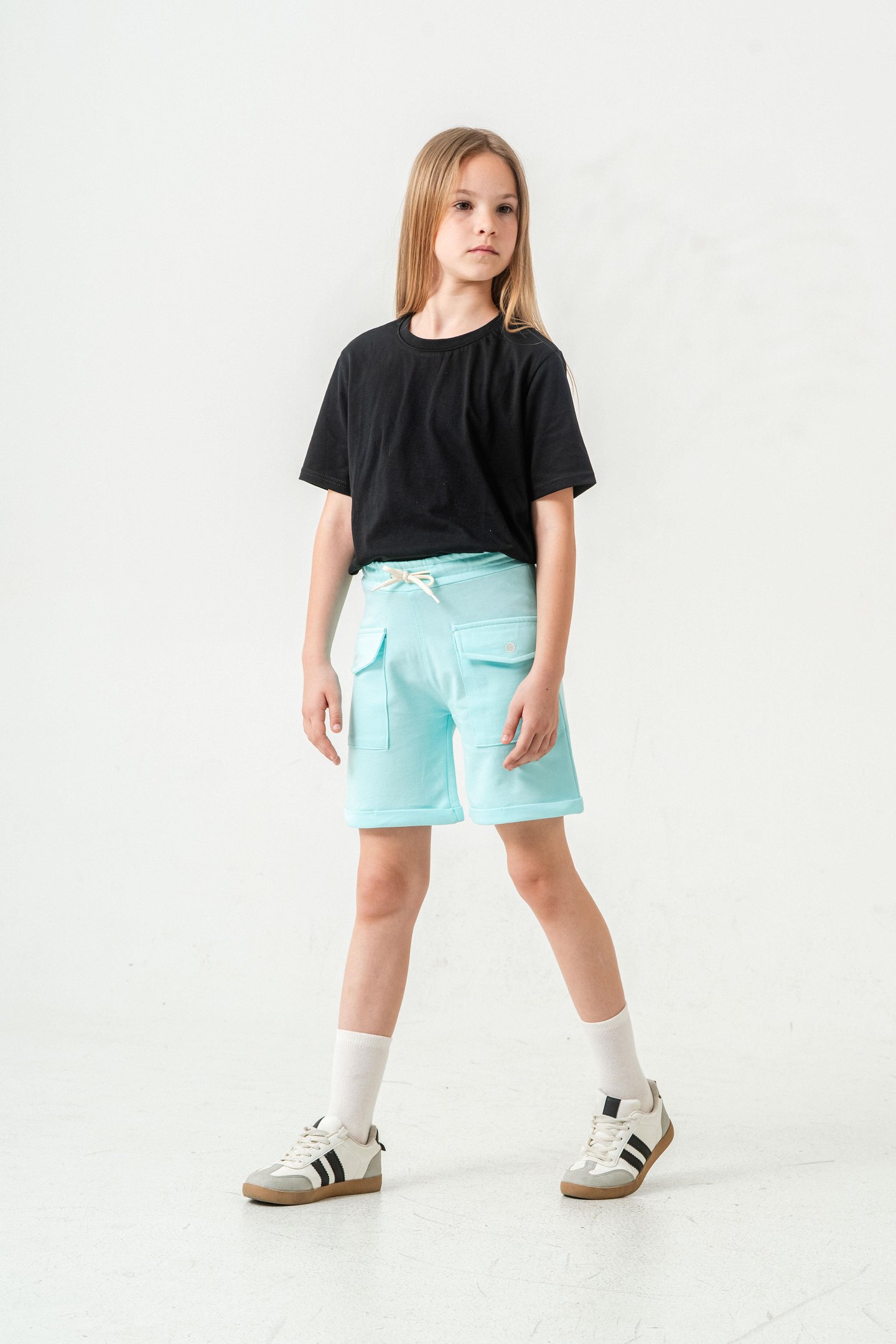 Kargo Cepli Cep Kapağı Nakışlı Kız Çocuk Şort