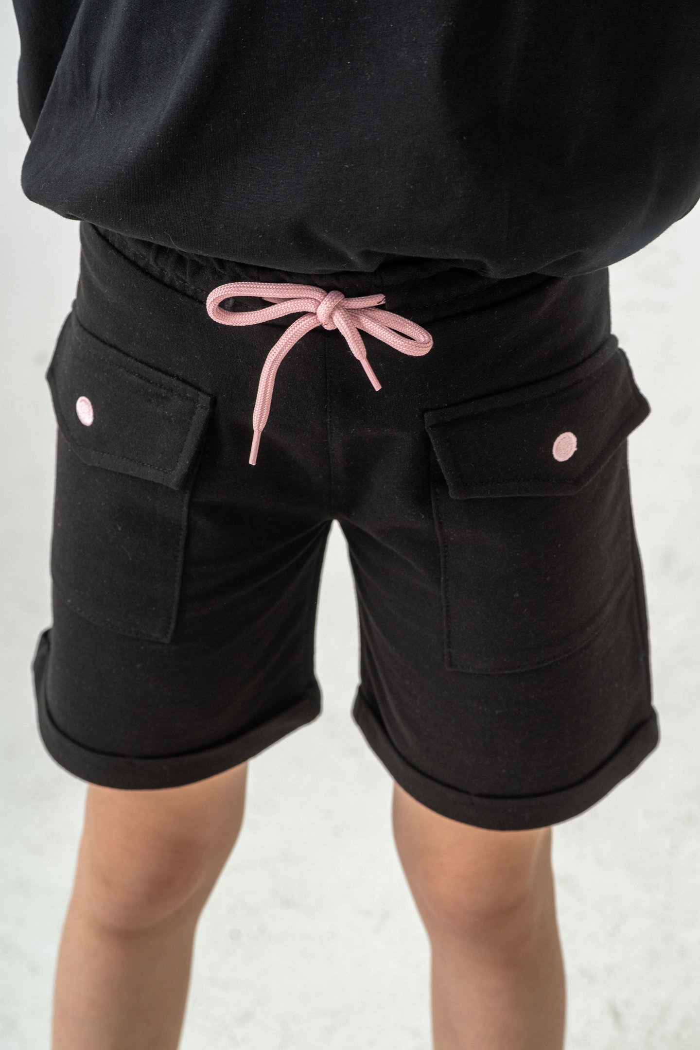 Kargo Cepli Cep Kapağı Nakışlı Kız Çocuk Şort