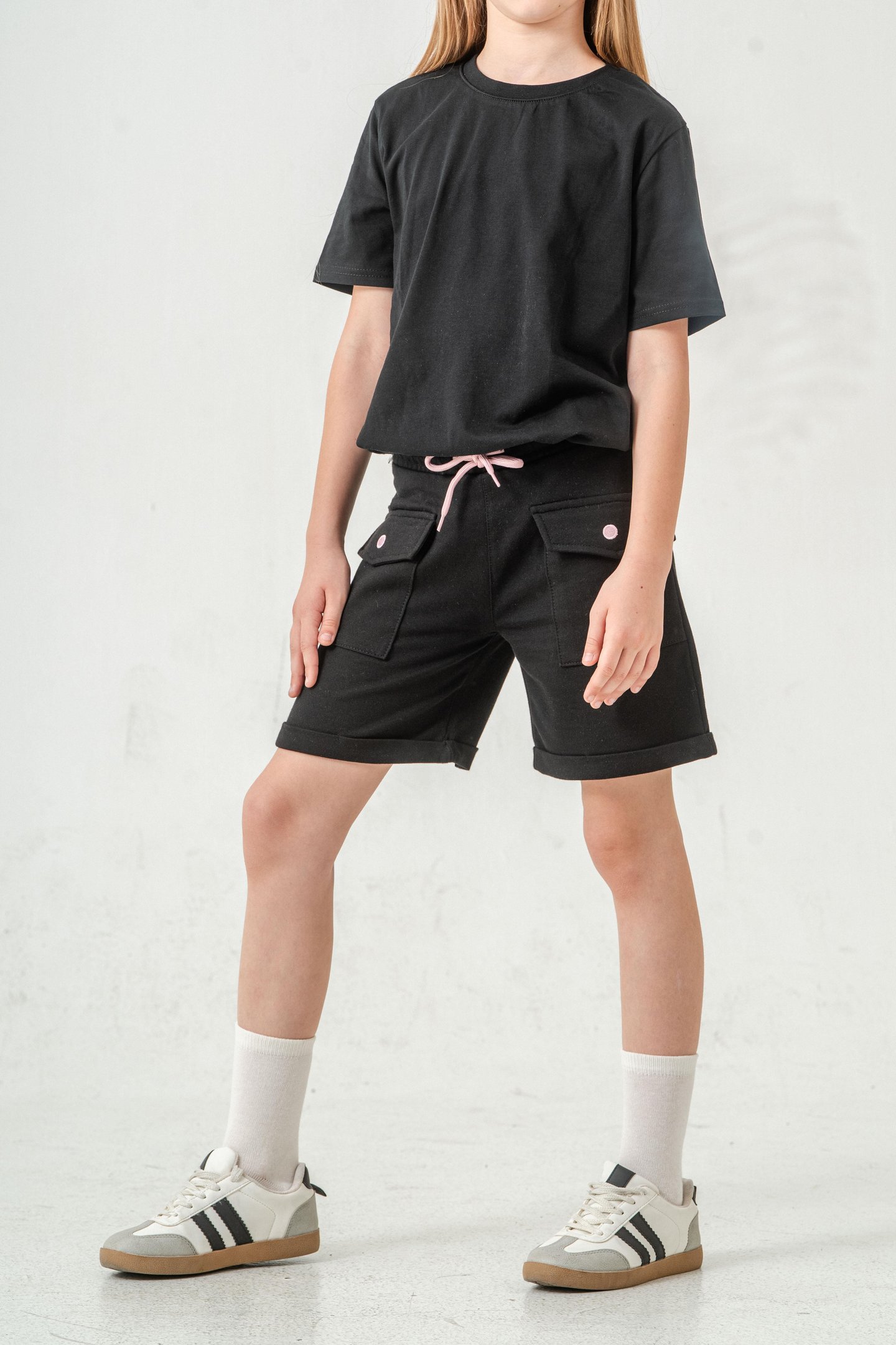 Kargo Cepli Cep Kapağı Nakışlı Kız Çocuk Şort