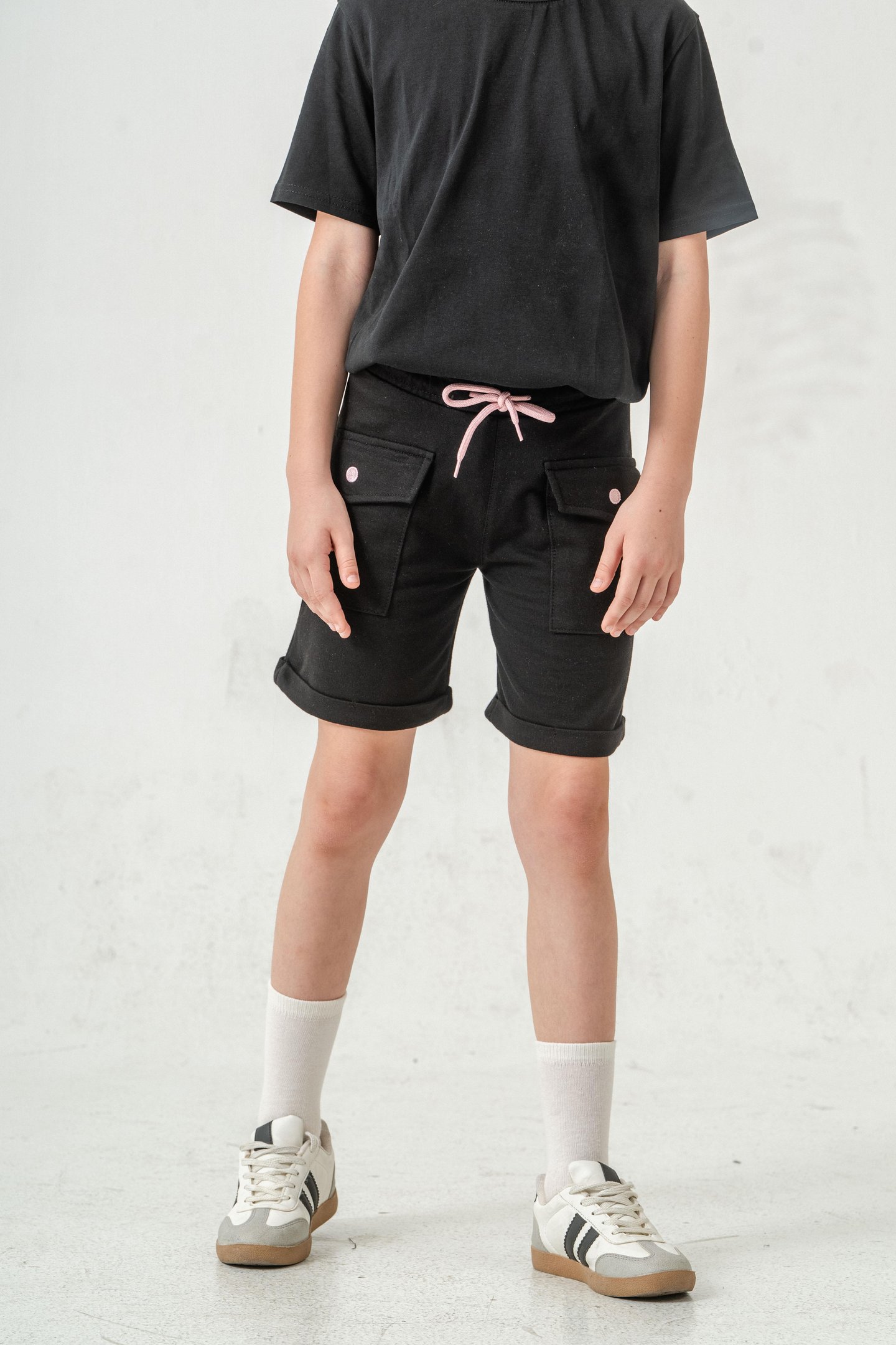 Kargo Cepli Cep Kapağı Nakışlı Kız Çocuk Şort