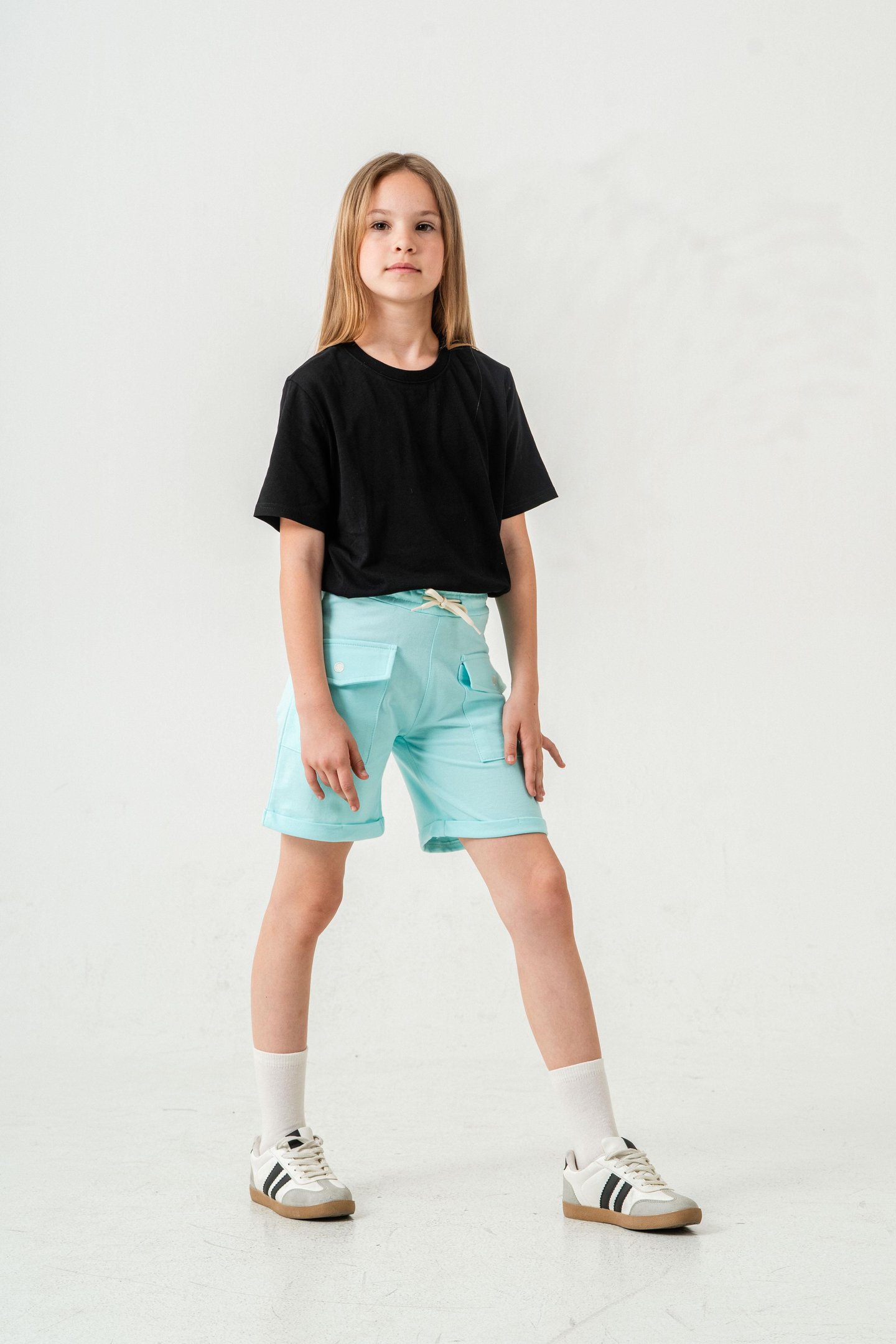 Kargo Cepli Cep Kapağı Nakışlı Kız Çocuk Şort