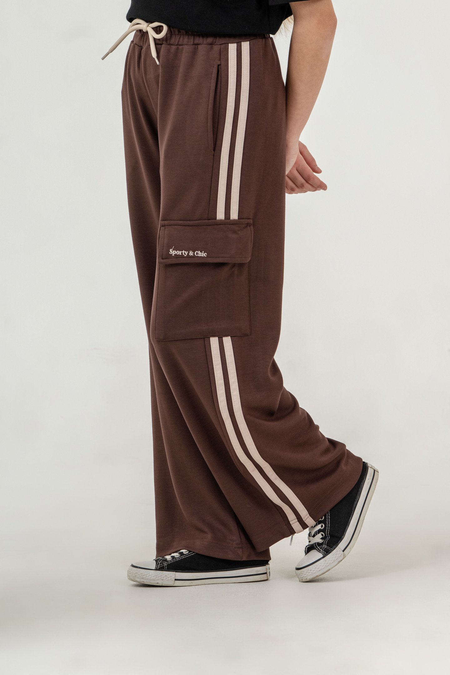 Kargo Cepli Cep Kapağı Sporty & Chic Nakışlı Yanlar Biye Şeritli Kız Çocuk Eşofman Altı