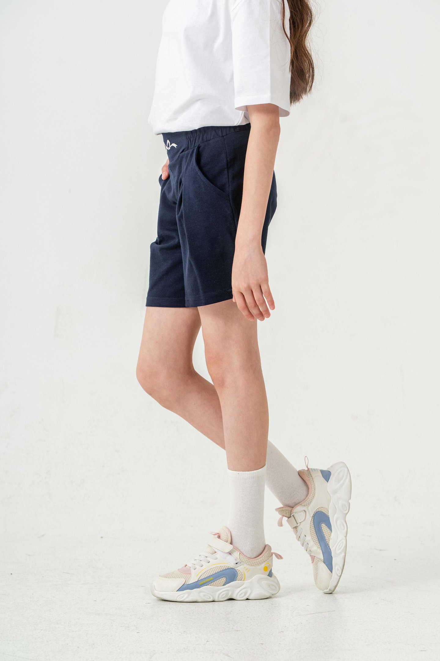 Kemer Ortası Nakışlı Kız Çocuk Şort