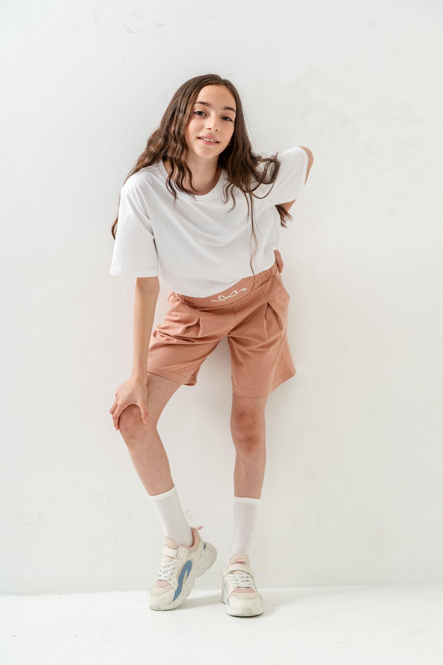 Kemer Ortası Nakışlı Kız Çocuk Şort