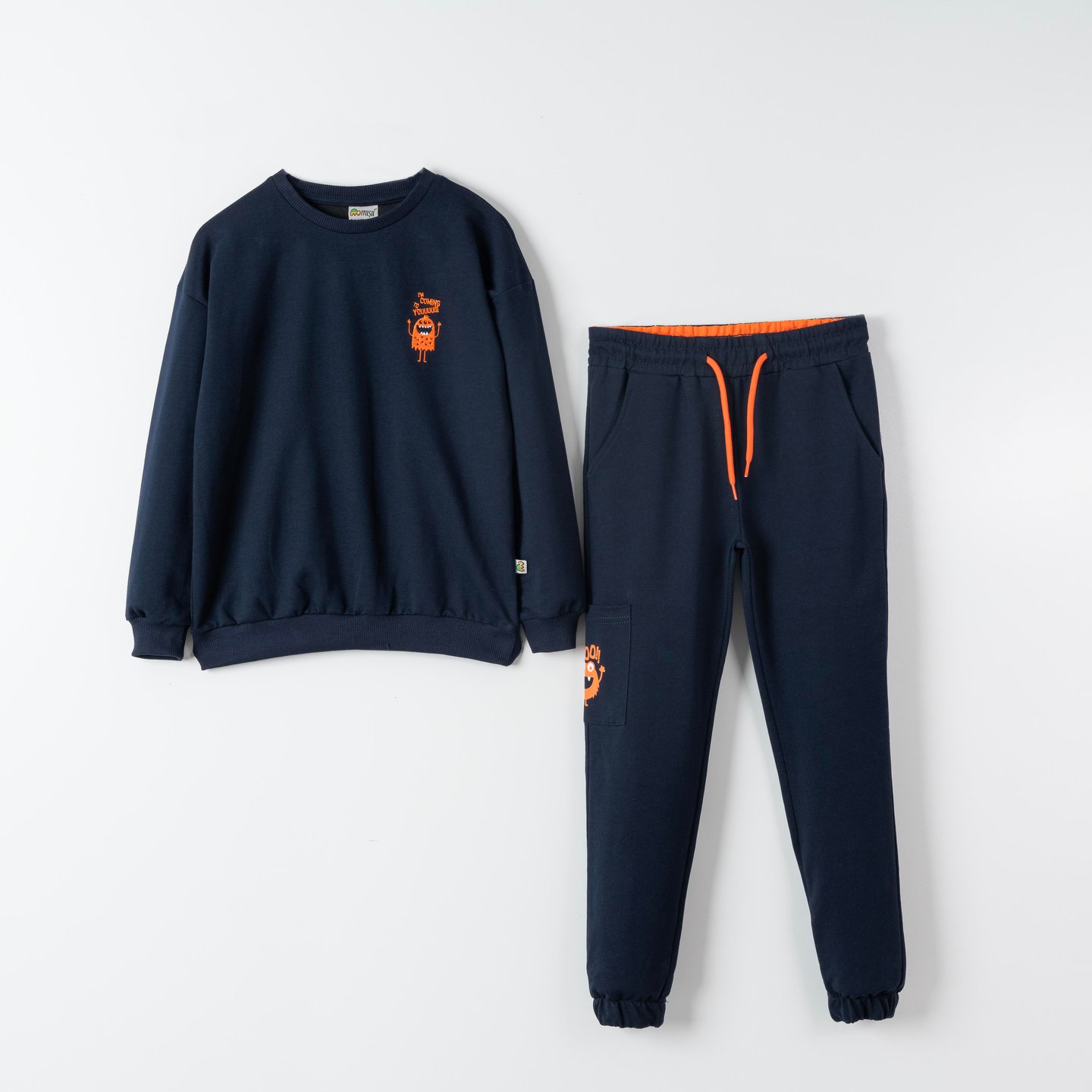 Nakışlı Baskılı Bisiklet Yaka Alt Üst Eşofman Takımı