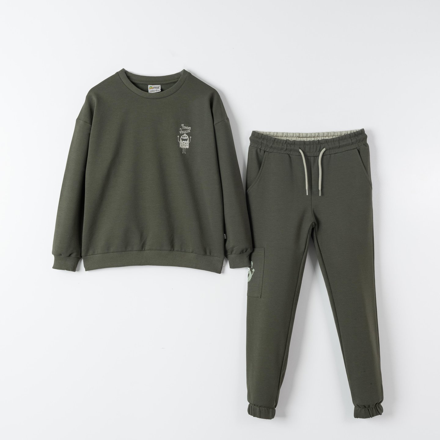 Nakışlı Baskılı Bisiklet Yaka Alt Üst Eşofman Takımı