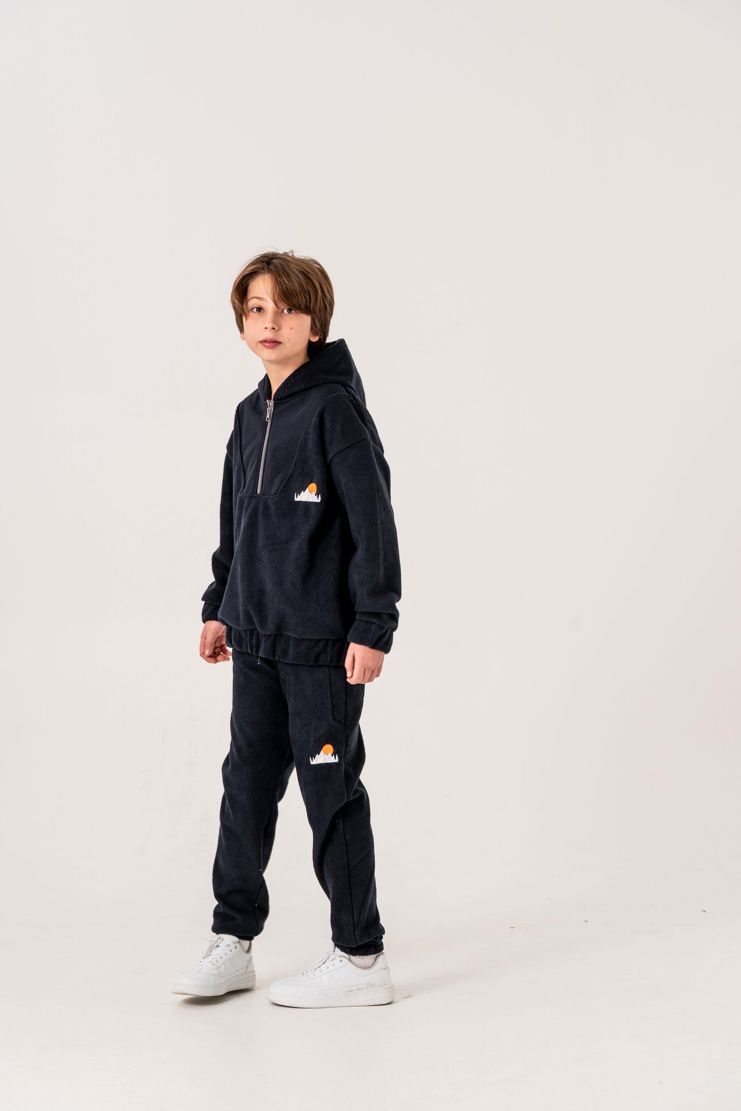 Nakışlı Polar Erkek Çocuk Alt-Üst Eşofman Takımı