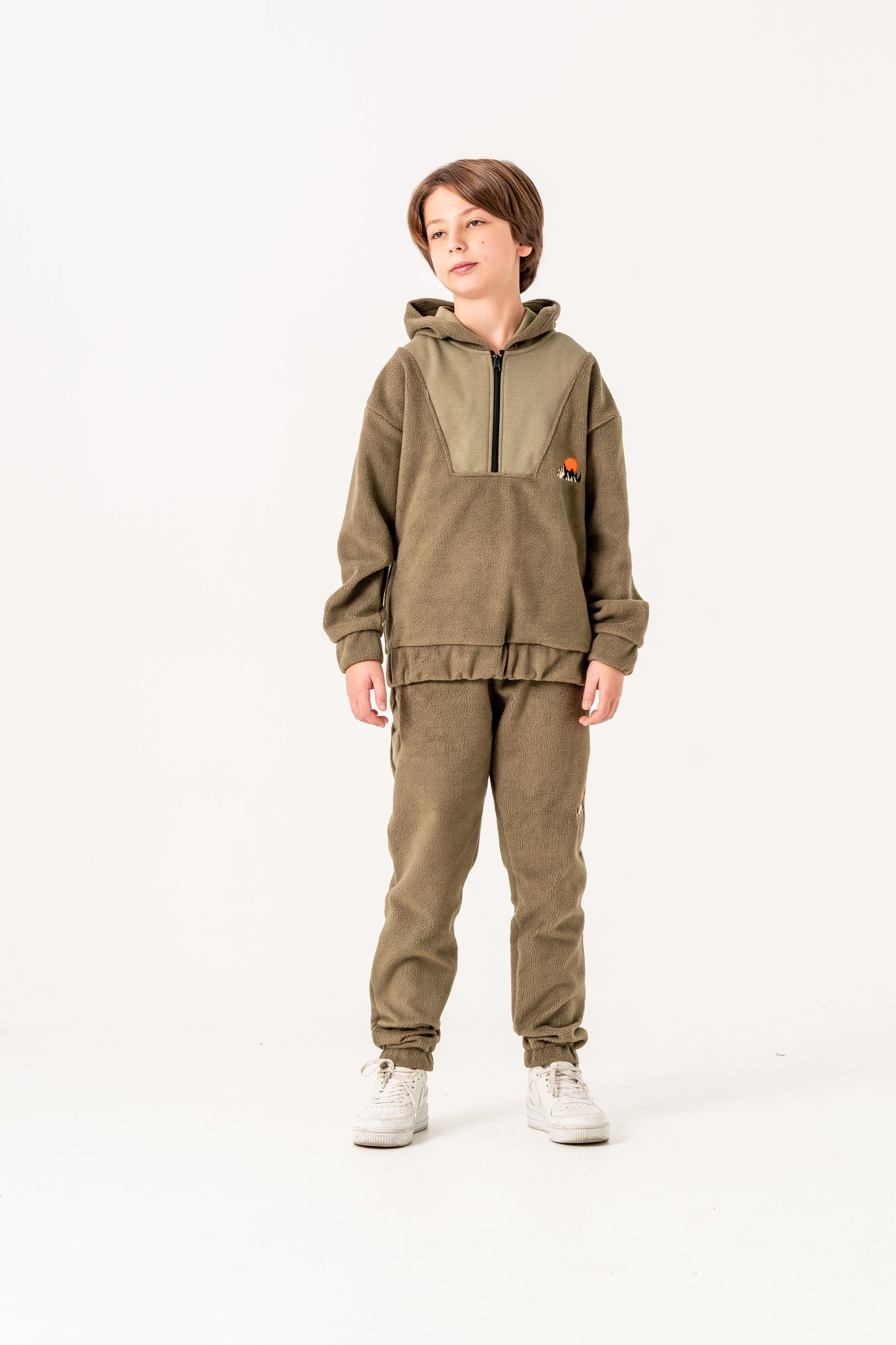 Nakışlı Polar Erkek Çocuk Alt-Üst Eşofman Takımı