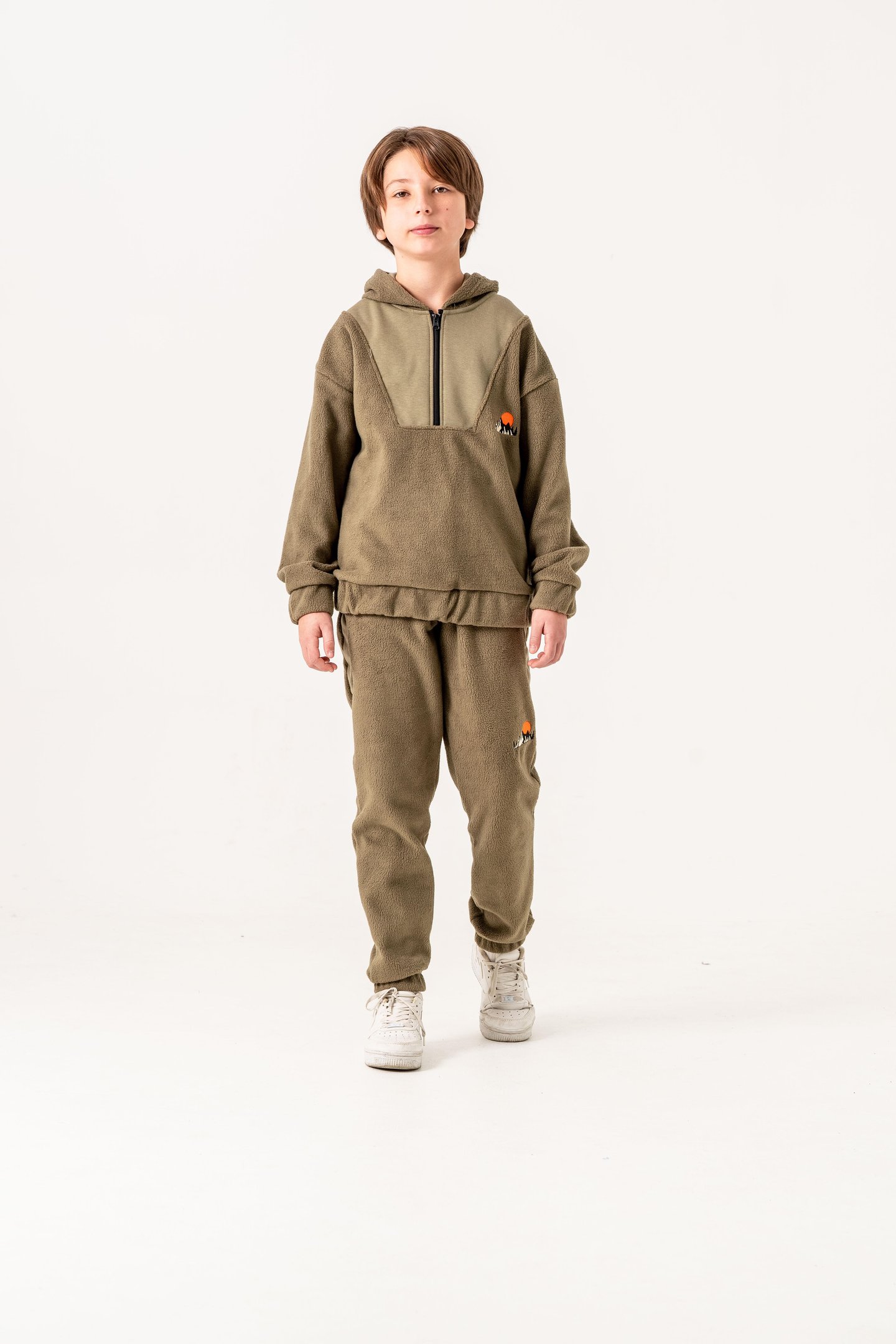 Nakışlı Polar Erkek Çocuk Alt-Üst Eşofman Takımı