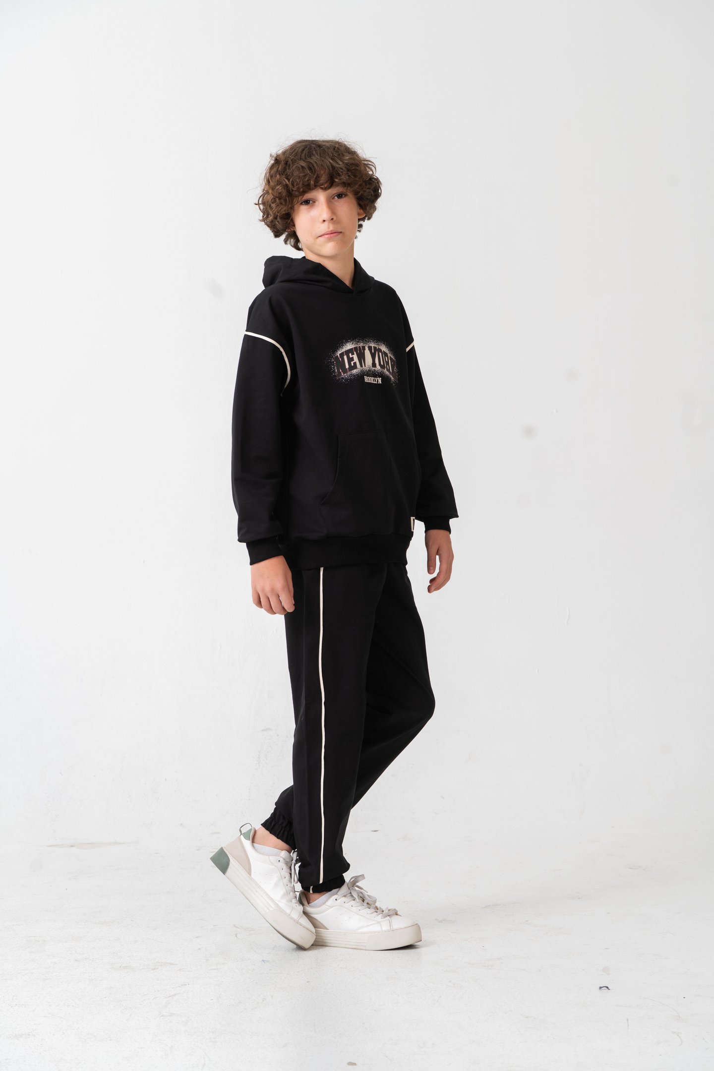 New York Brooklyn Baskılı Kanguru Cepli Yan Biyeli Erkek Çocuk Alt Üst Eşofman Takımı