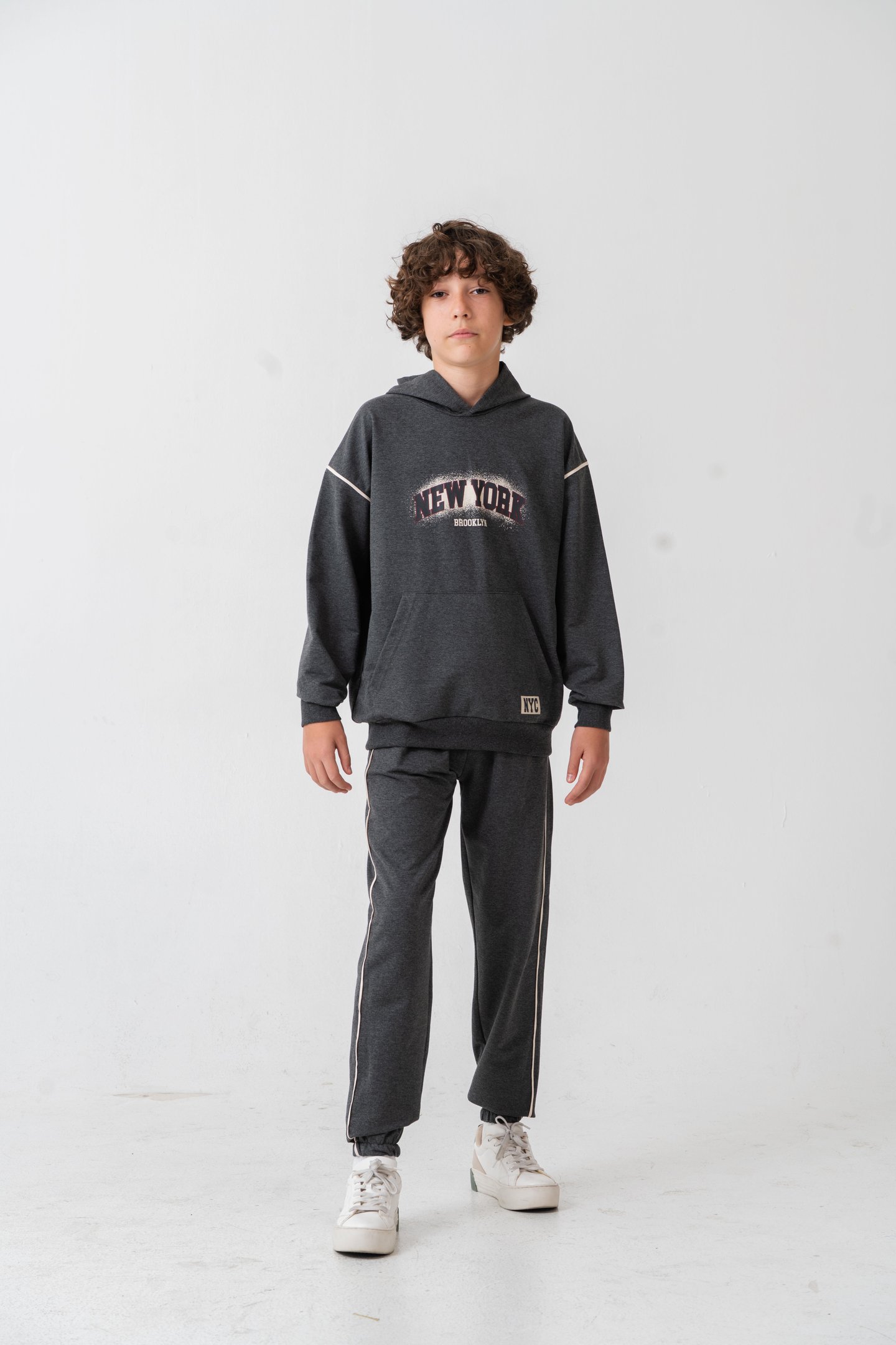 New York Brooklyn Baskılı Kanguru Cepli Yan Biyeli Erkek Çocuk Alt Üst Eşofman Takımı