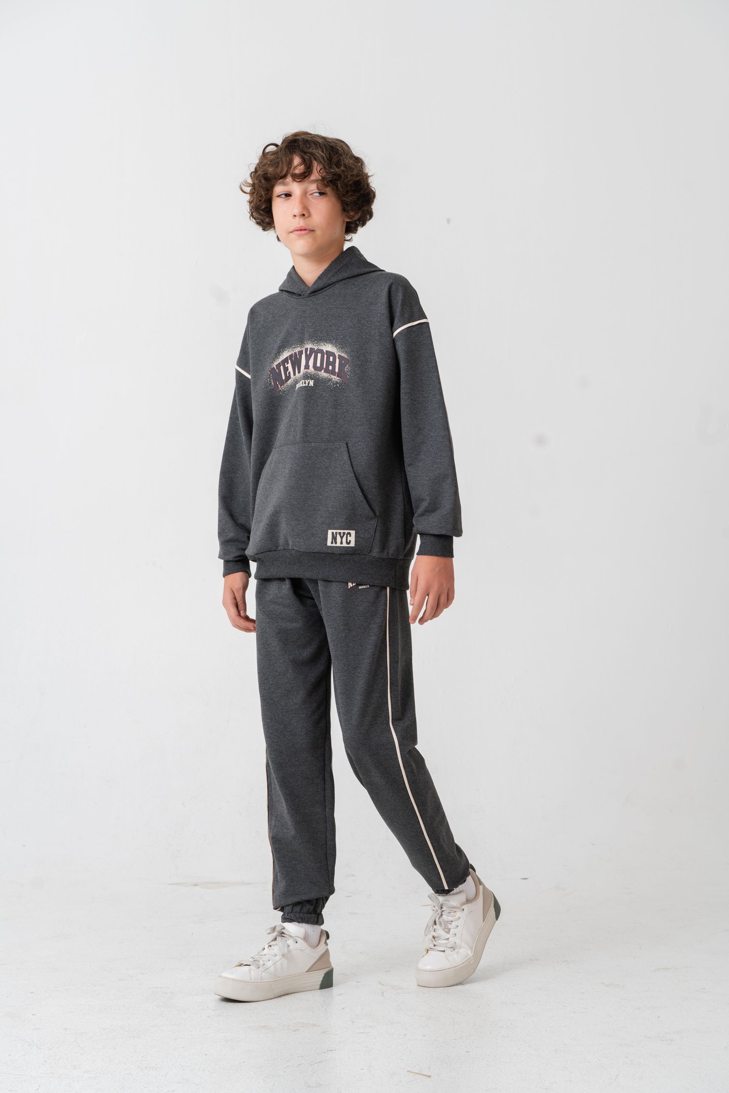 New York Brooklyn Baskılı Kanguru Cepli Yan Biyeli Erkek Çocuk Alt Üst Eşofman Takımı