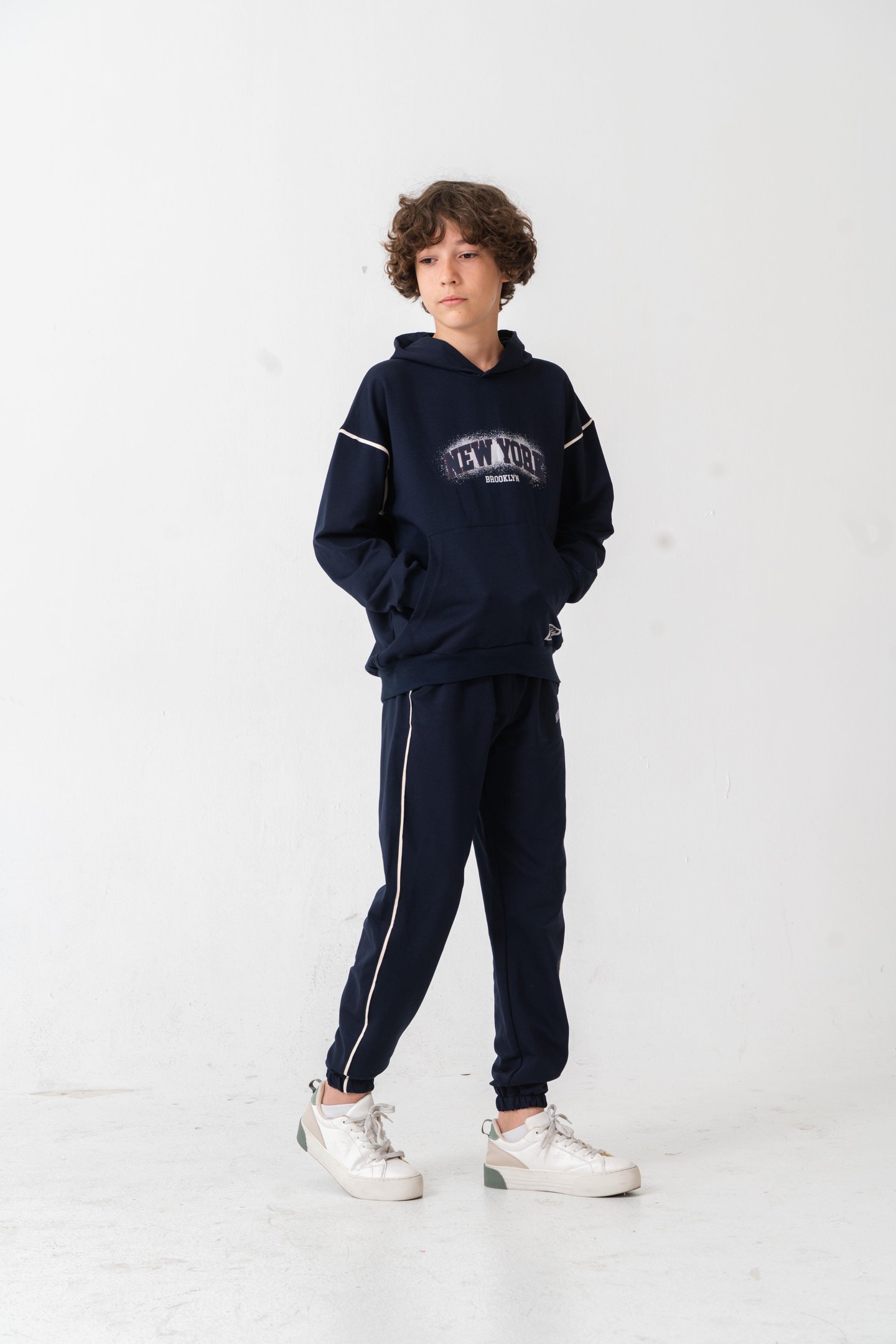 New York Brooklyn Baskılı Kanguru Cepli Yan Biyeli Erkek Çocuk Alt Üst Eşofman Takımı