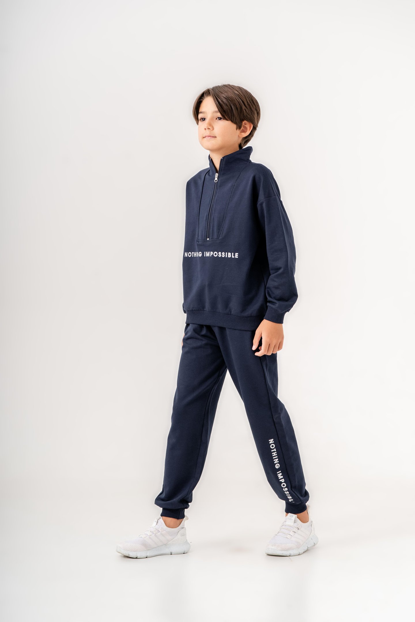 Nothing Impossible Baskılı Bacak Baskı Detaylı Fermuarlı Yaka Erkek Çocuk Alt Üst Eşofman Takımı