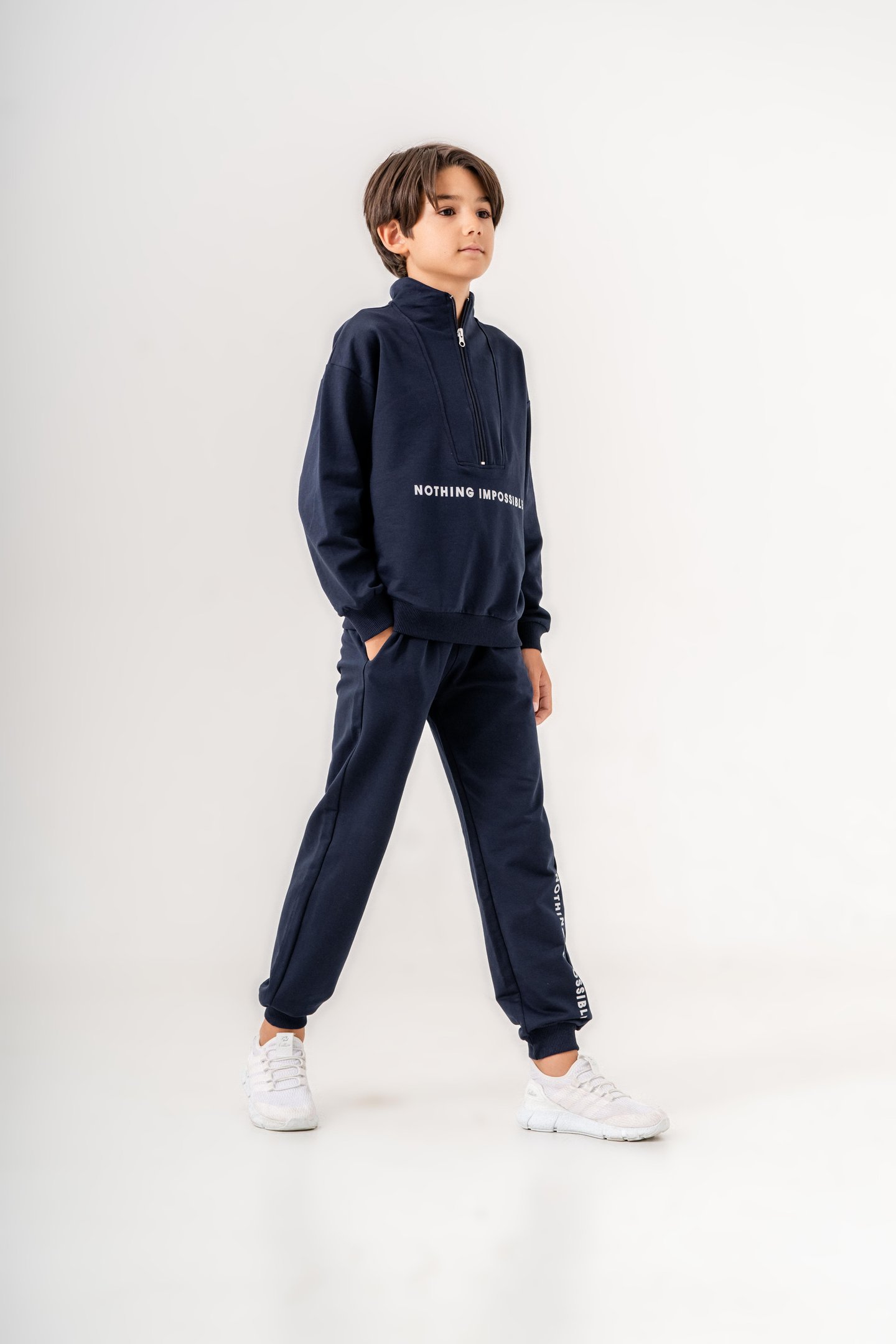 Nothing Impossible Baskılı Bacak Baskı Detaylı Fermuarlı Yaka Erkek Çocuk Alt Üst Eşofman Takımı