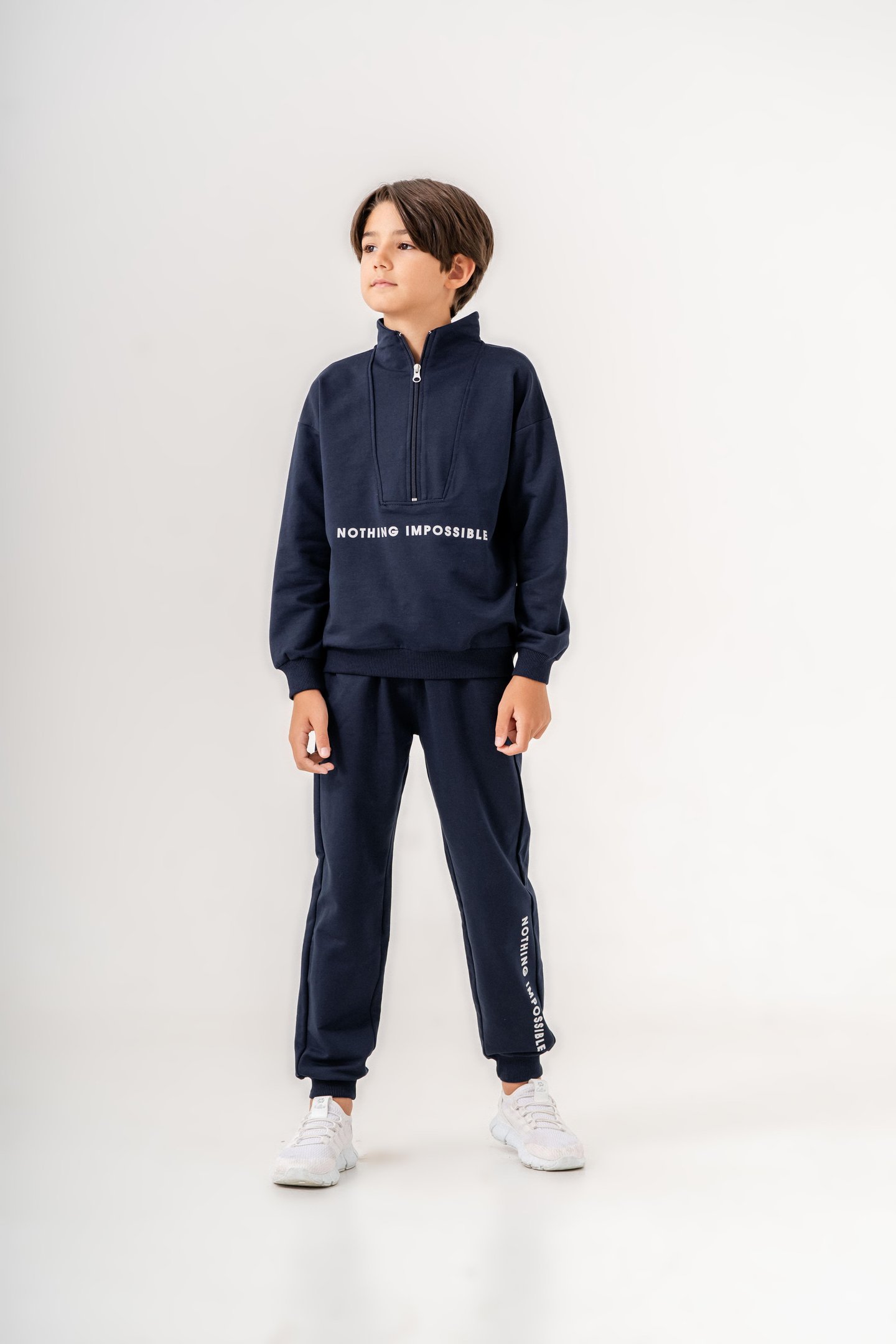 Nothing Impossible Baskılı Bacak Baskı Detaylı Fermuarlı Yaka Erkek Çocuk Alt Üst Eşofman Takımı