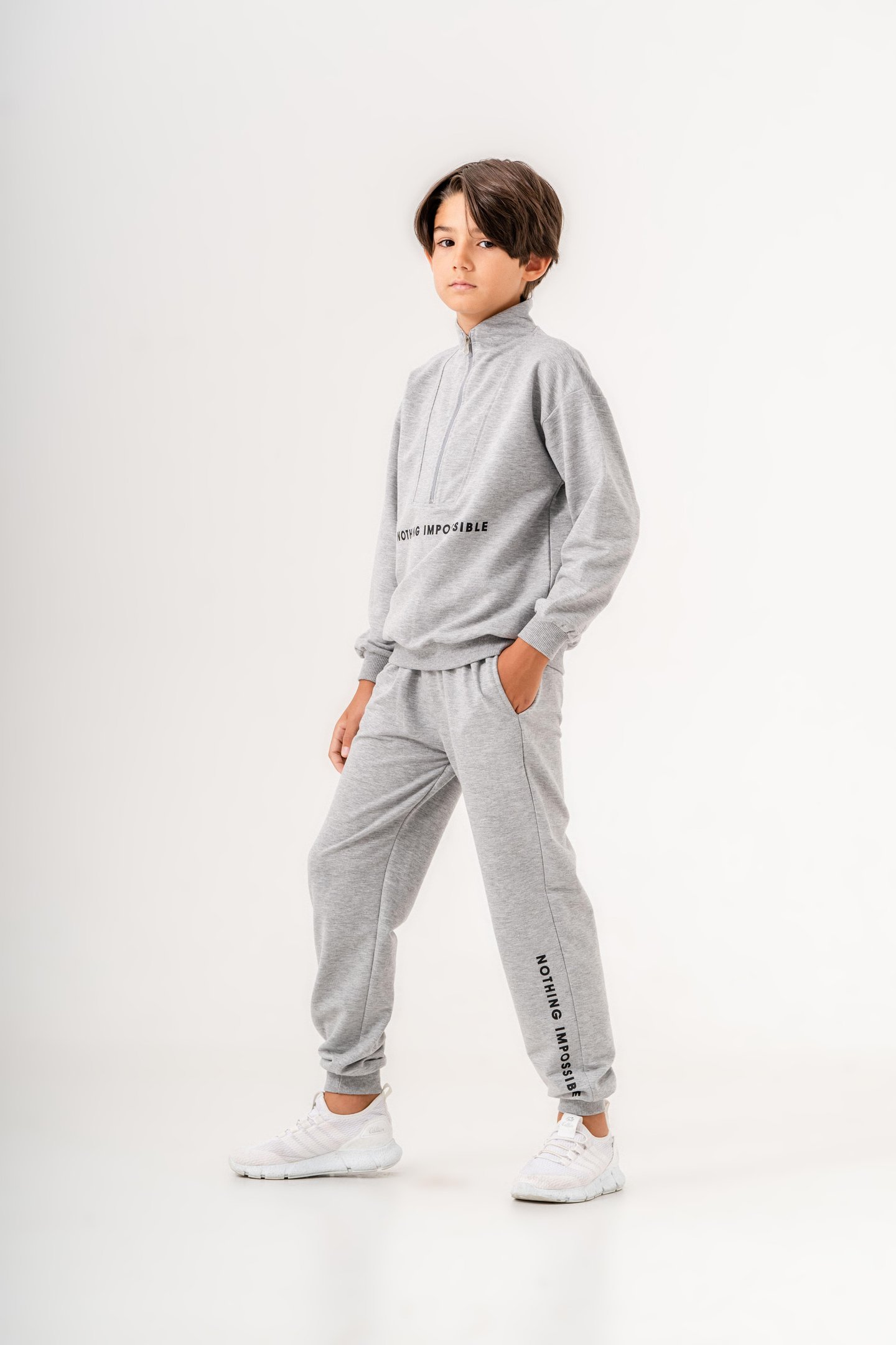 Nothing Impossible Baskılı Bacak Baskı Detaylı Fermuarlı Yaka Erkek Çocuk Alt Üst Eşofman Takımı