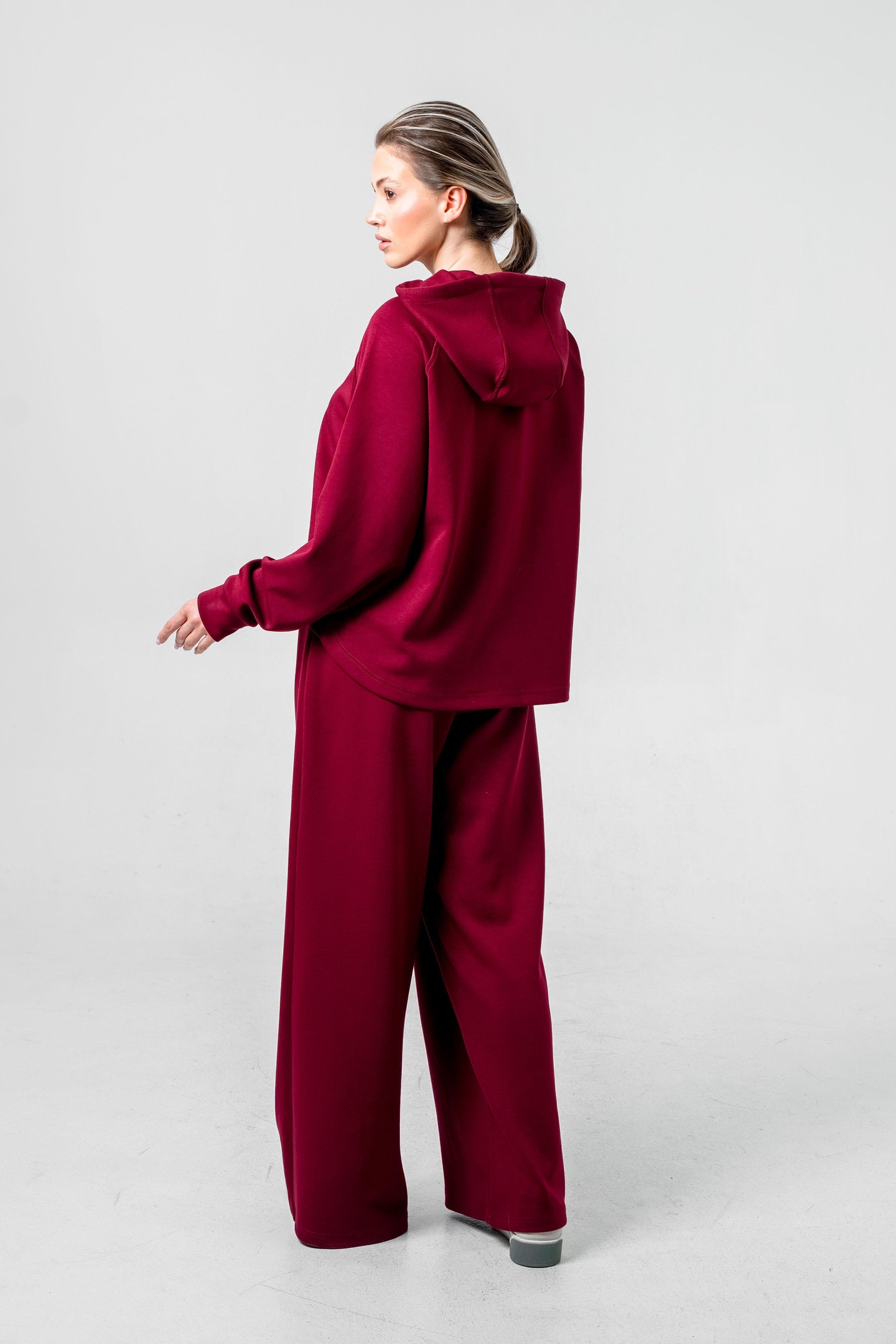 Oysho Kumaşlı Kapüşonlu Kadın Sweat Takım