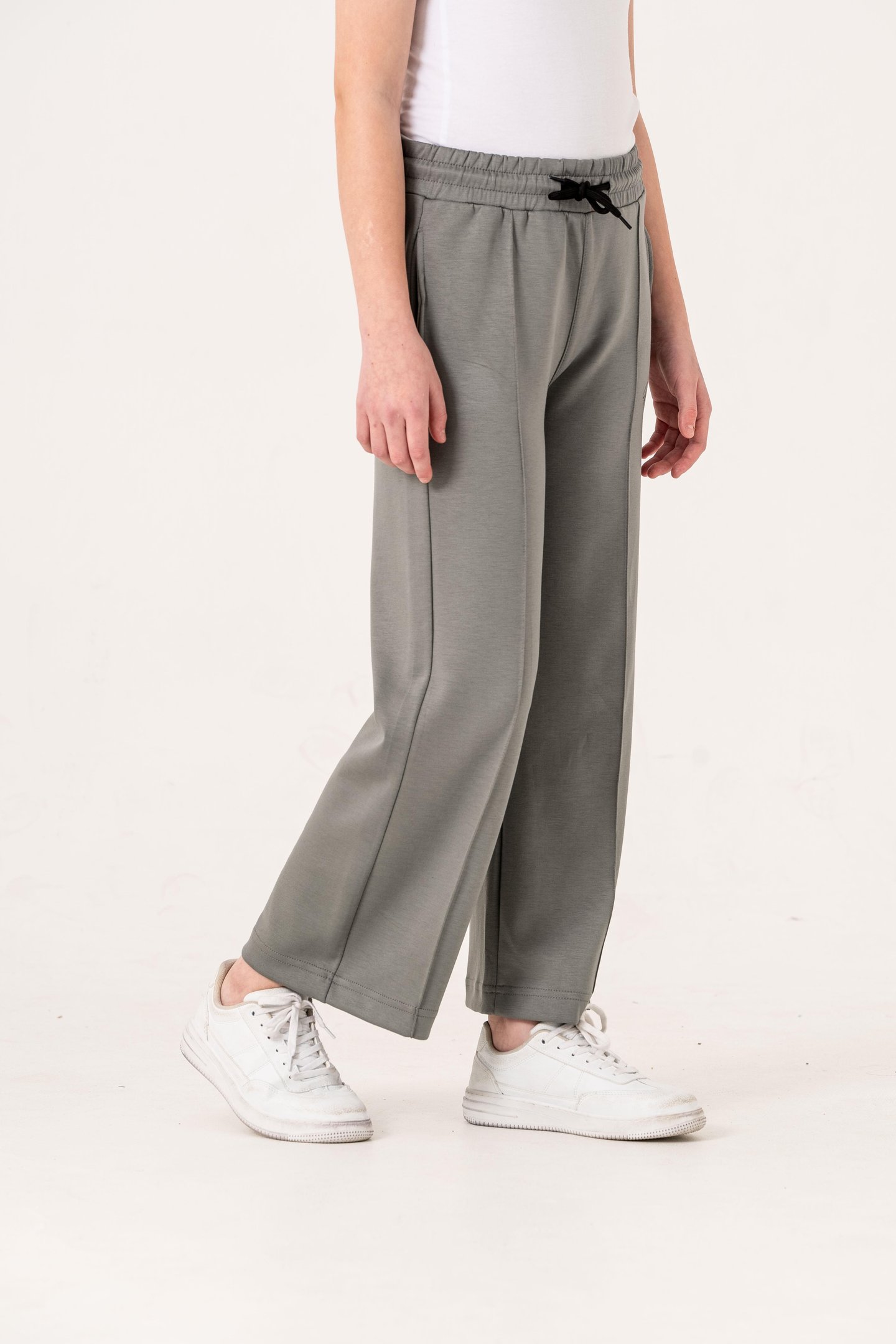 Oysho Önü Nevrüllü Perfent Baskılı Kız Çocuk Eşofman Alt