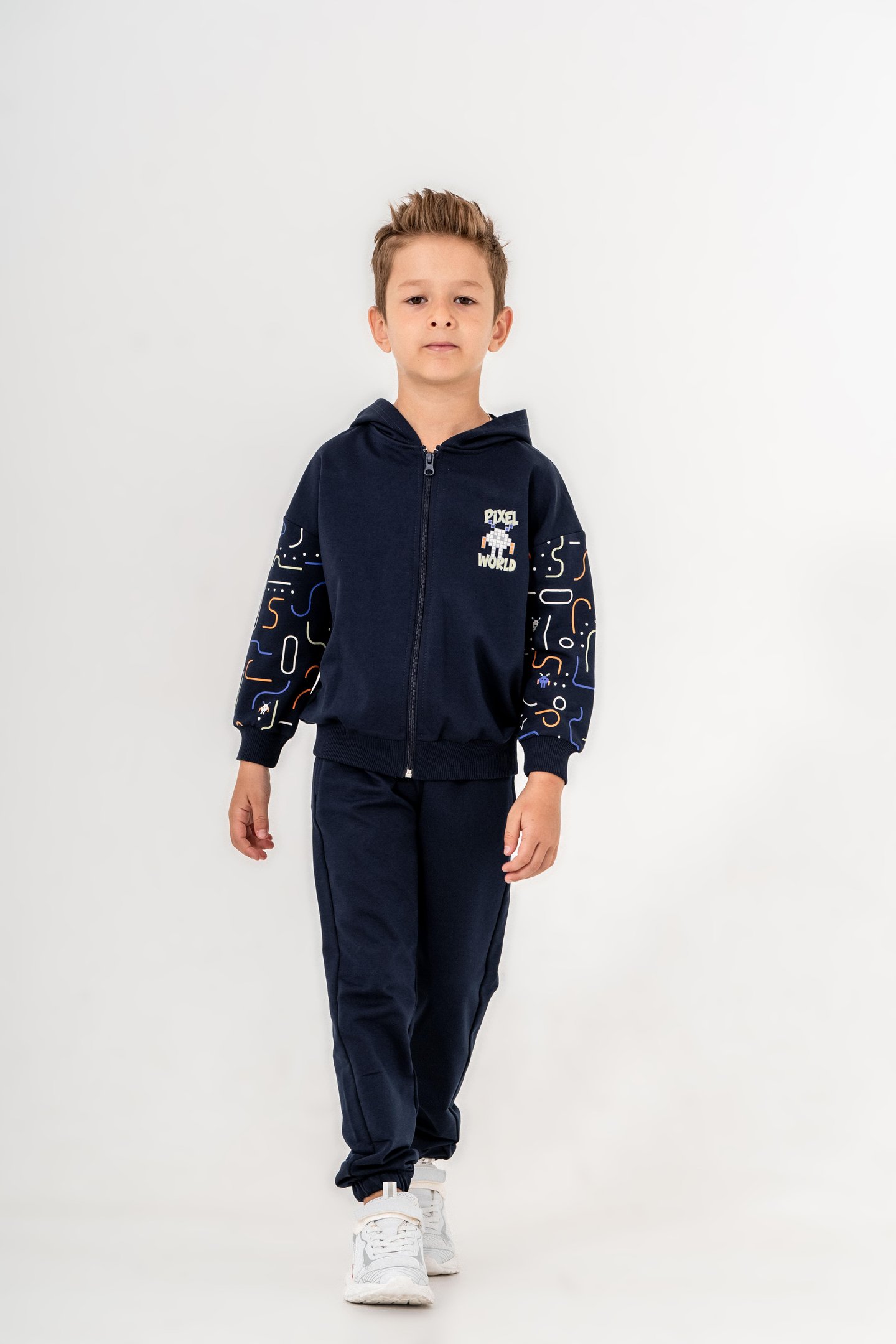 Pixel World Baskılı Kollar Baskı Detaylı Kapüşonlu Erkek Çocuk Alt Üst Eşofman Takımı