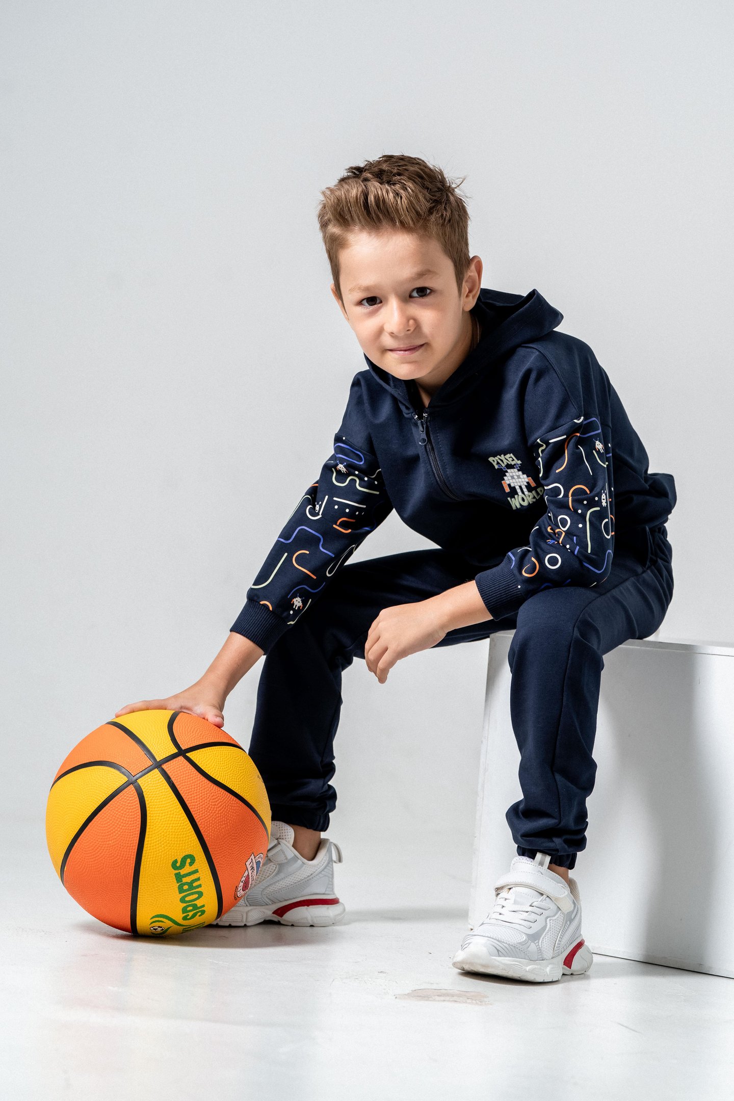 Pixel World Baskılı Kollar Baskı Detaylı Kapüşonlu Erkek Çocuk Alt Üst Eşofman Takımı