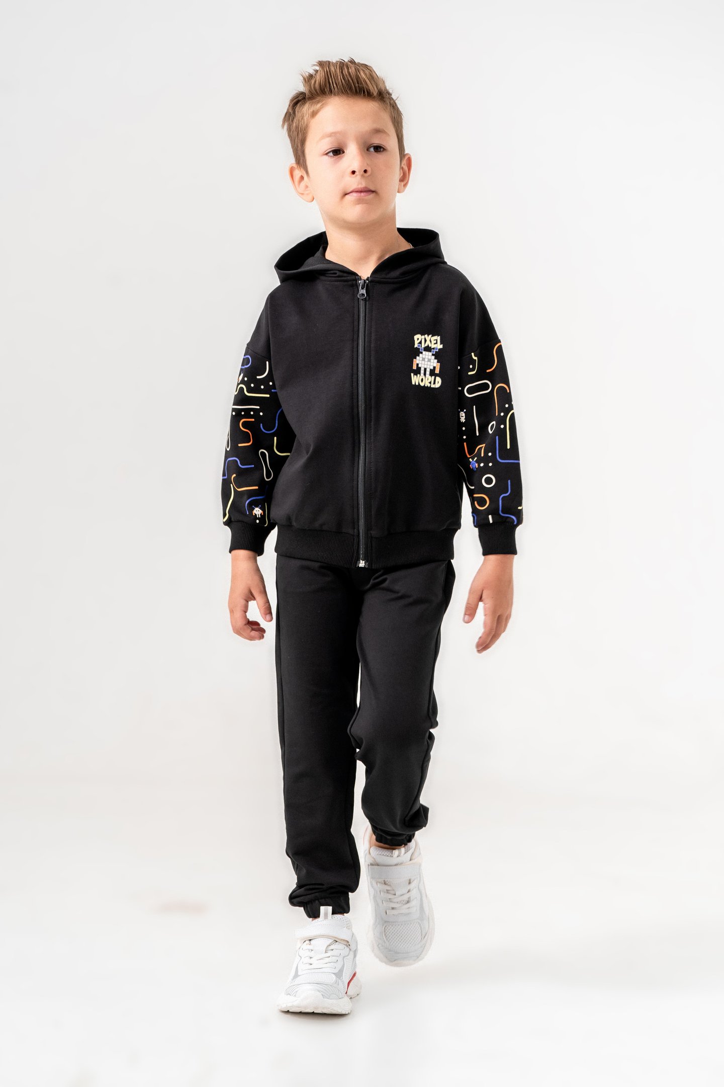 Pixel World Baskılı Kollar Baskı Detaylı Kapüşonlu Erkek Çocuk Alt Üst Eşofman Takımı