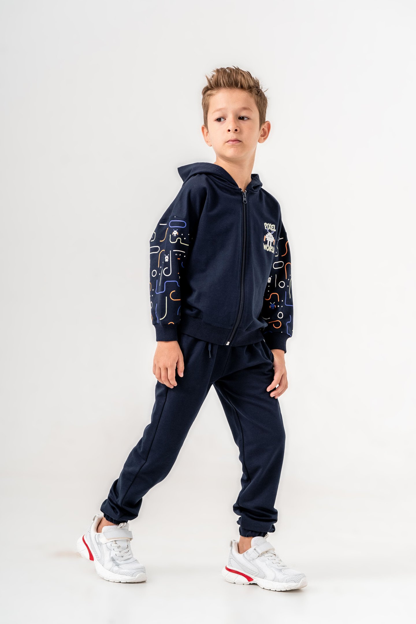 Pixel World Baskılı Kollar Baskı Detaylı Kapüşonlu Erkek Çocuk Alt Üst Eşofman Takımı