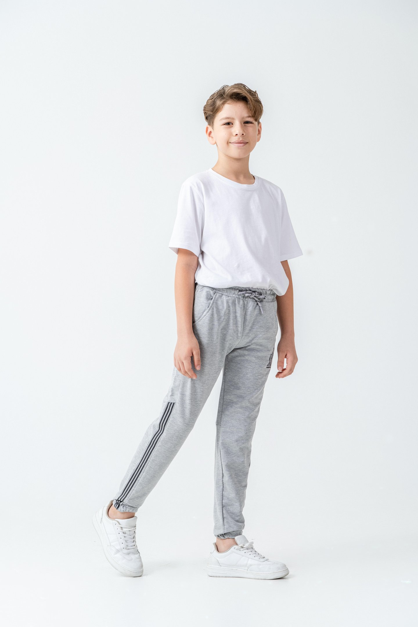 Sağ Sol Yan Şerit Baskılı Sol Cep Alt Baskılı Erkek Çocuk Eşofman Altı