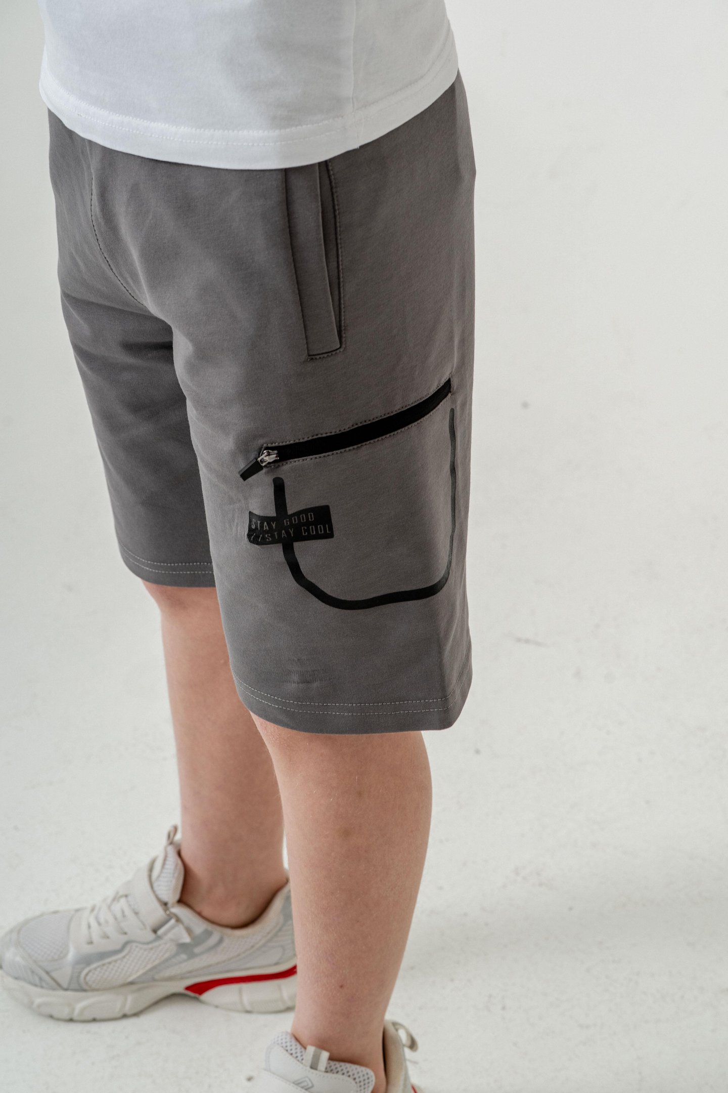 Stay  Good Baskılı Cep Fermuarlı Erkek Çocuk Şort