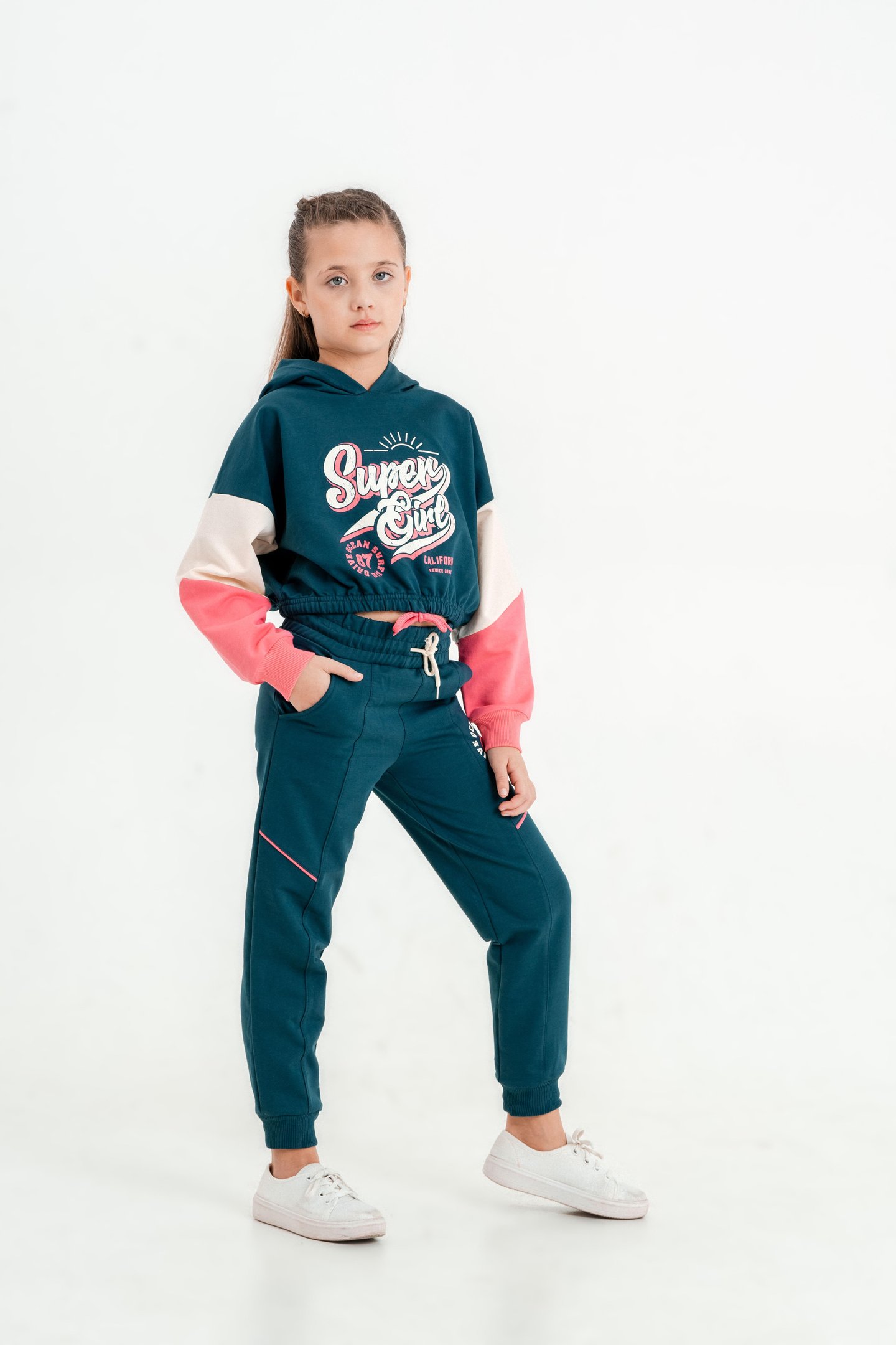 Super Girl Baskılı Kapüşonlu Crop Alt Üst Kız Çocuk Eşofman Takımı