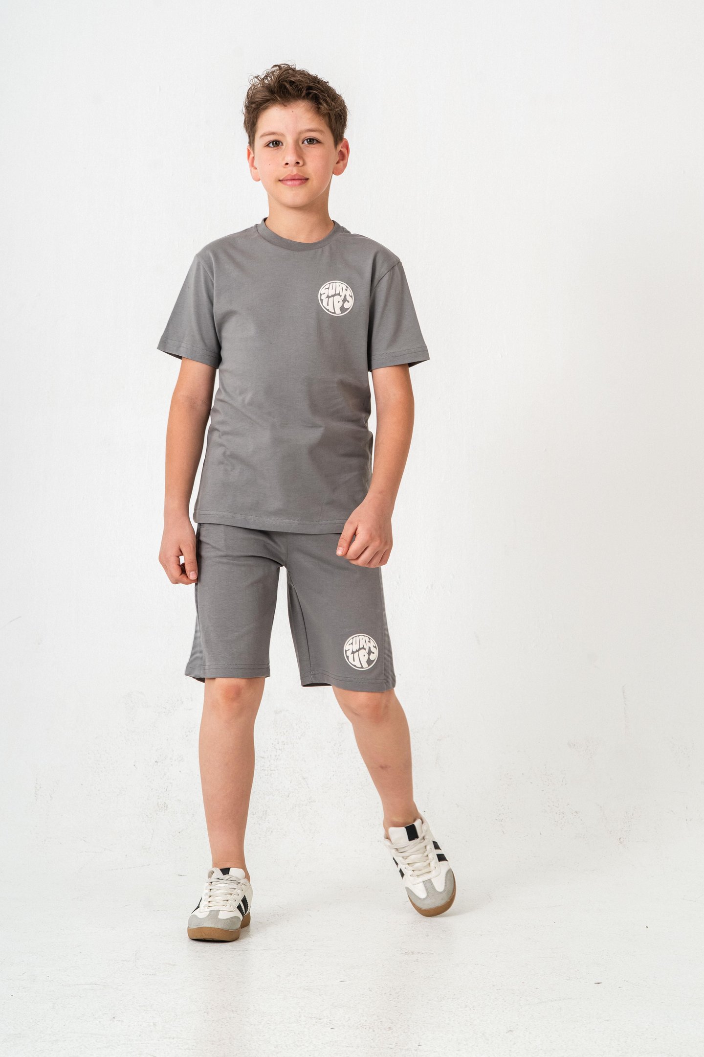 Surf Ups Baskılı Bacak ve Sırt  Baskı Detaylı  Erkek Çocuk Şort - Tişört Takımı