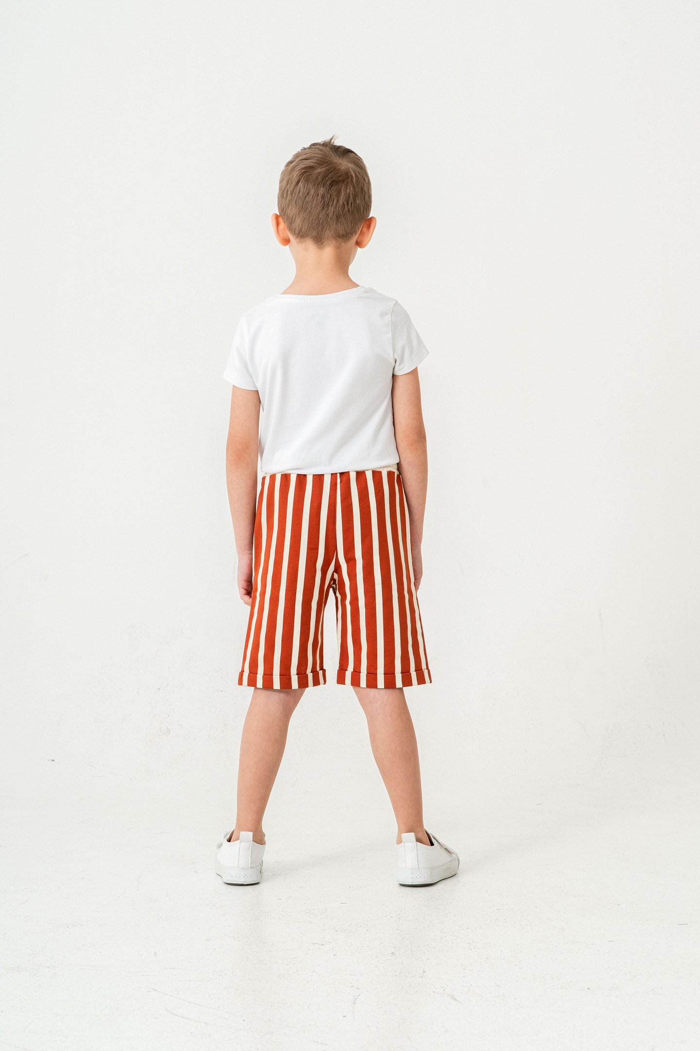 Tüm Alan Çizgili Yengeç Baskılı Erkek Çocuk Şort