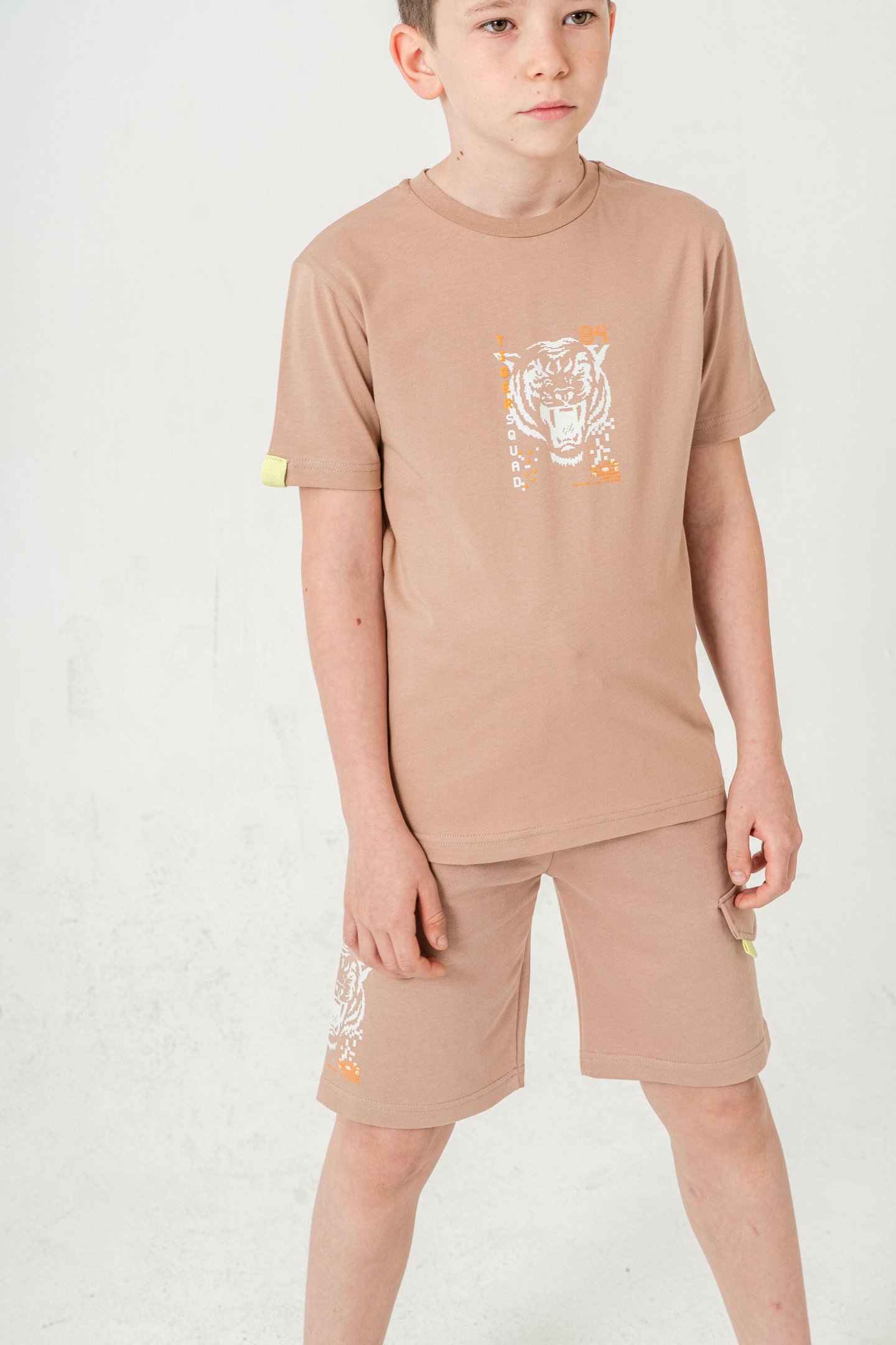 Ust On Baskılı Kol Ucu Balıksırtlı Erkek Çocuk Şort - Tişört Takımı