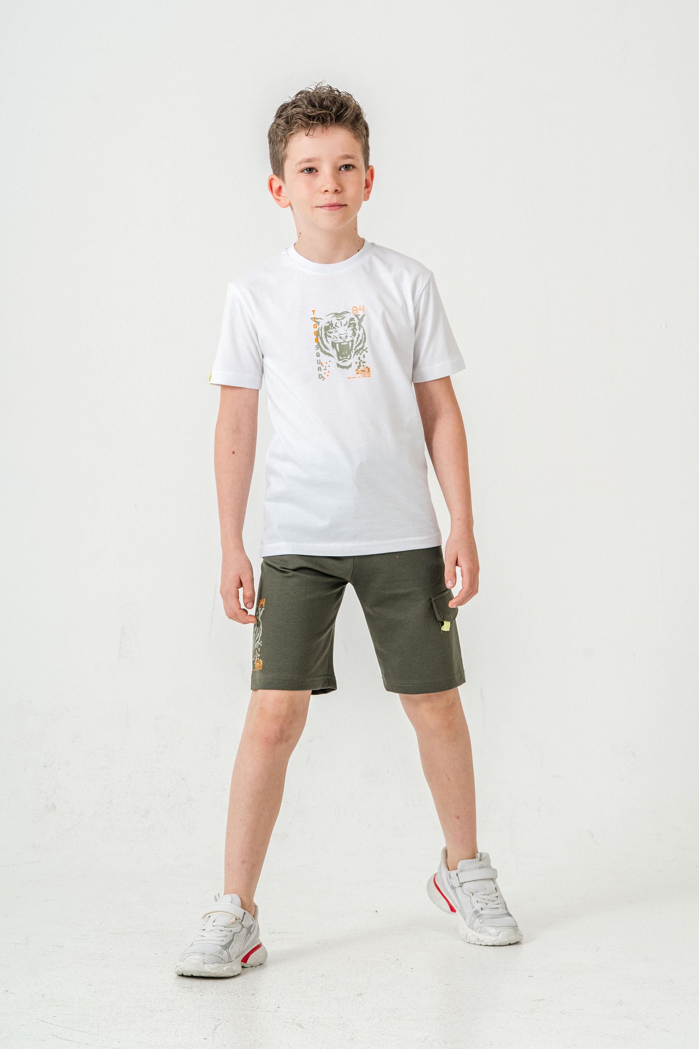 Ust On Baskılı Kol Ucu Balıksırtlı Erkek Çocuk Şort - Tişört Takımı