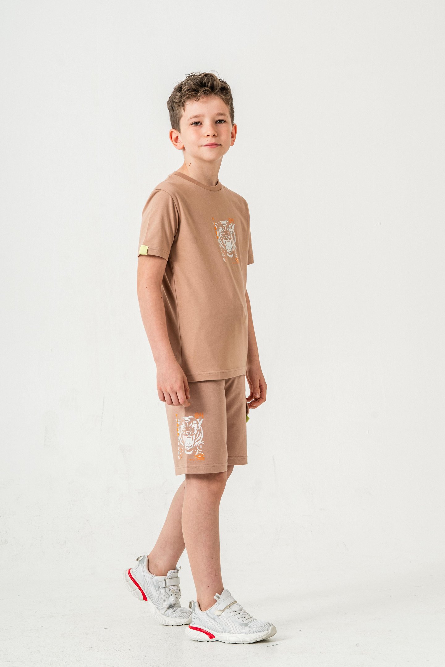 Ust On Baskılı Kol Ucu Balıksırtlı Erkek Çocuk Şort - Tişört Takımı