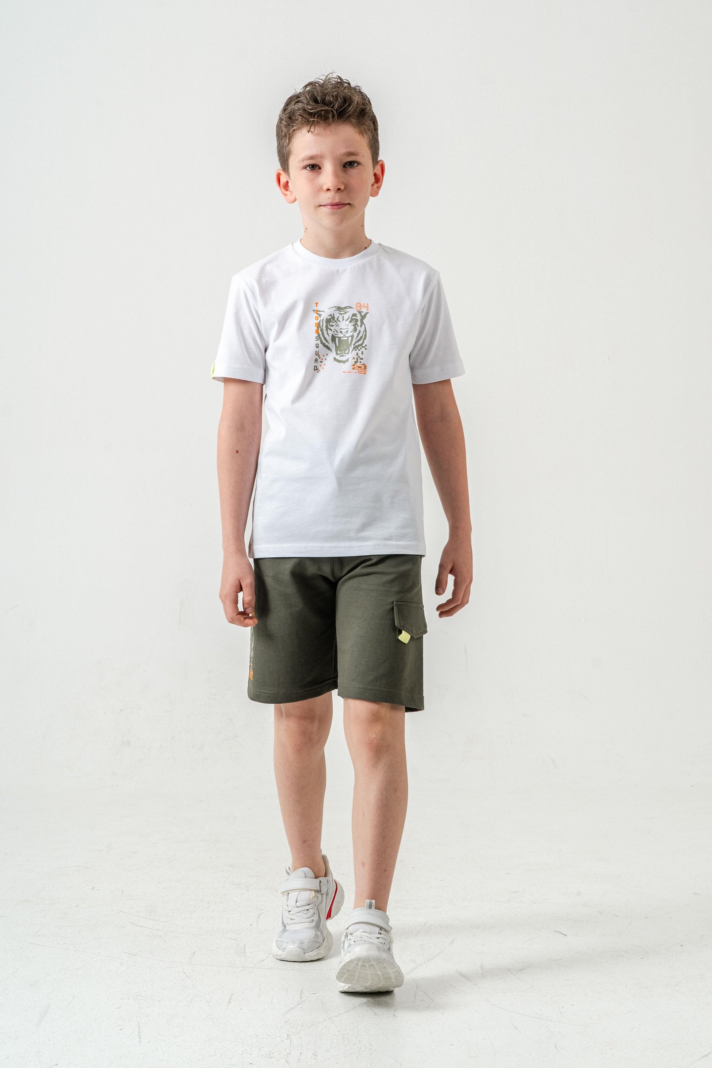 Ust On Baskılı Kol Ucu Balıksırtlı Erkek Çocuk Şort - Tişört Takımı