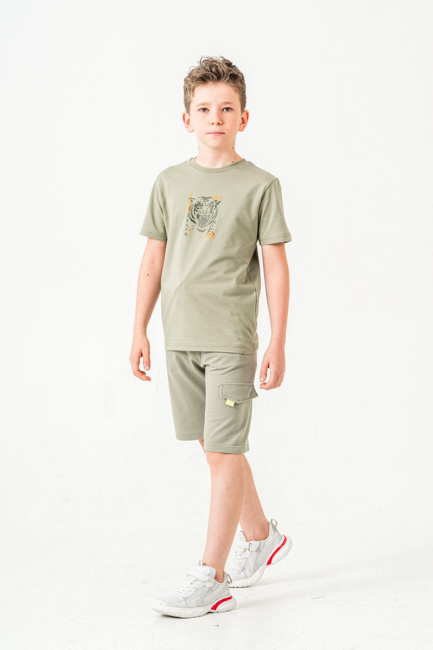 Ust On Baskılı Kol Ucu Balıksırtlı Erkek Çocuk Şort - Tişört Takımı