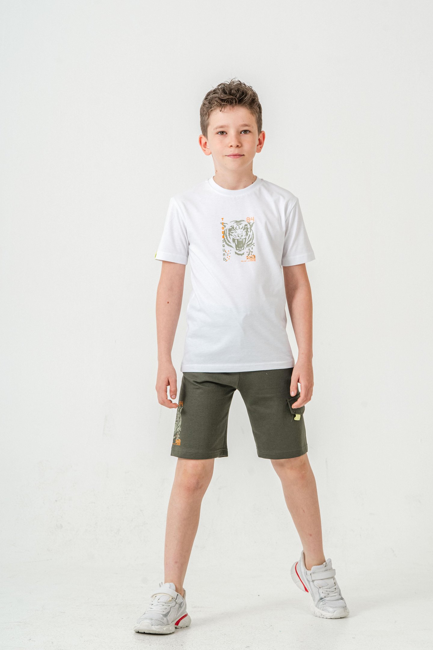 Ust On Baskılı Kol Ucu Balıksırtlı Erkek Çocuk Şort - Tişört Takımı