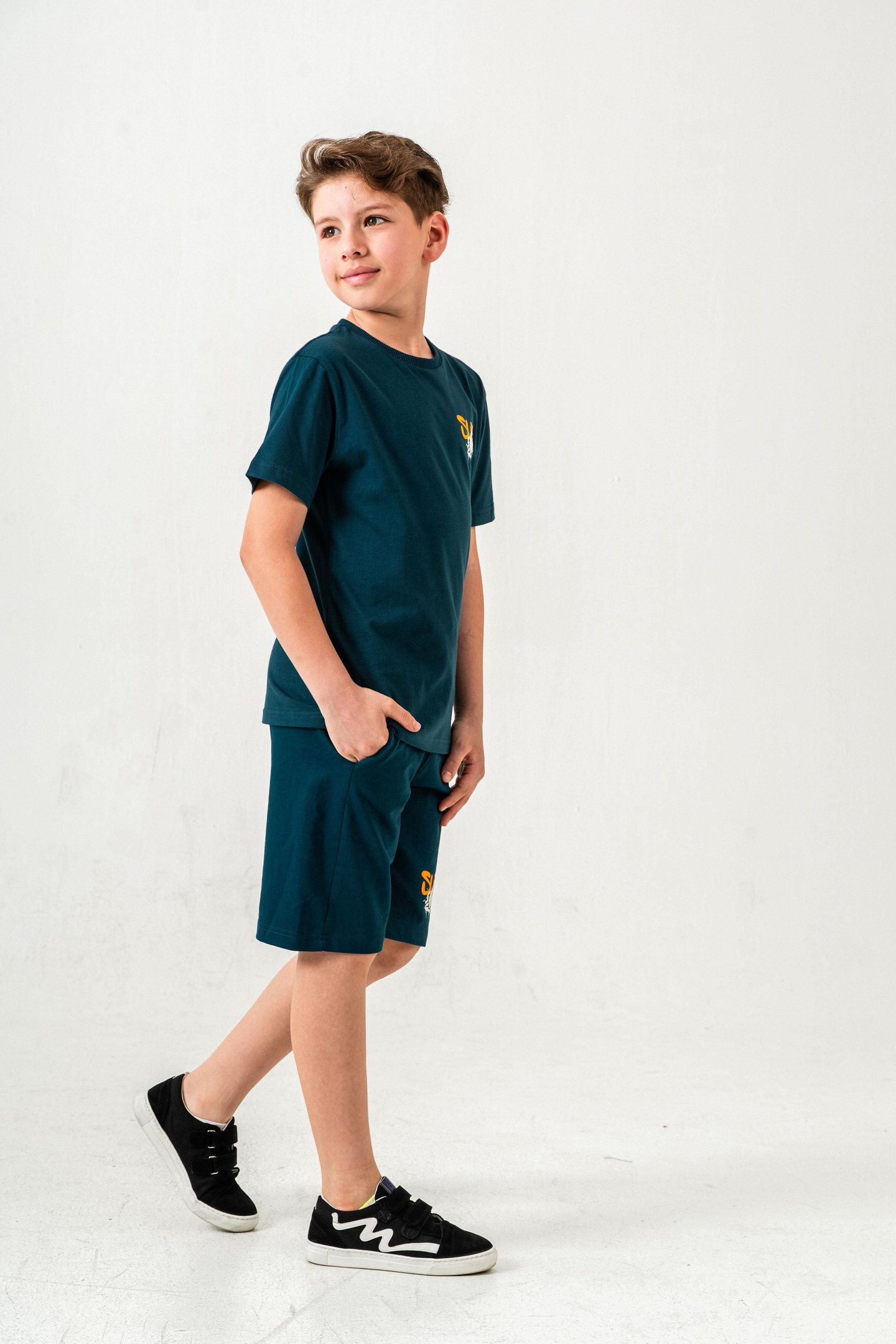 Ust On Ve Arka Baskılı Erkek Çocuk Şort - Tişört Takımı