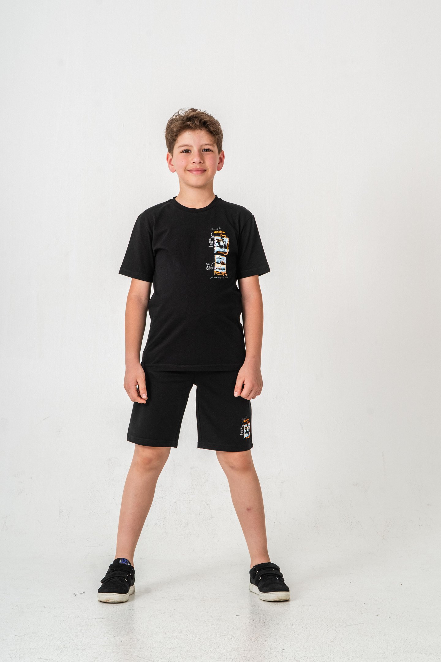 Vacation Time Baskılı Bacak  Baskı Detaylı  Erkek Çocuk Şort - Tişört Takımı