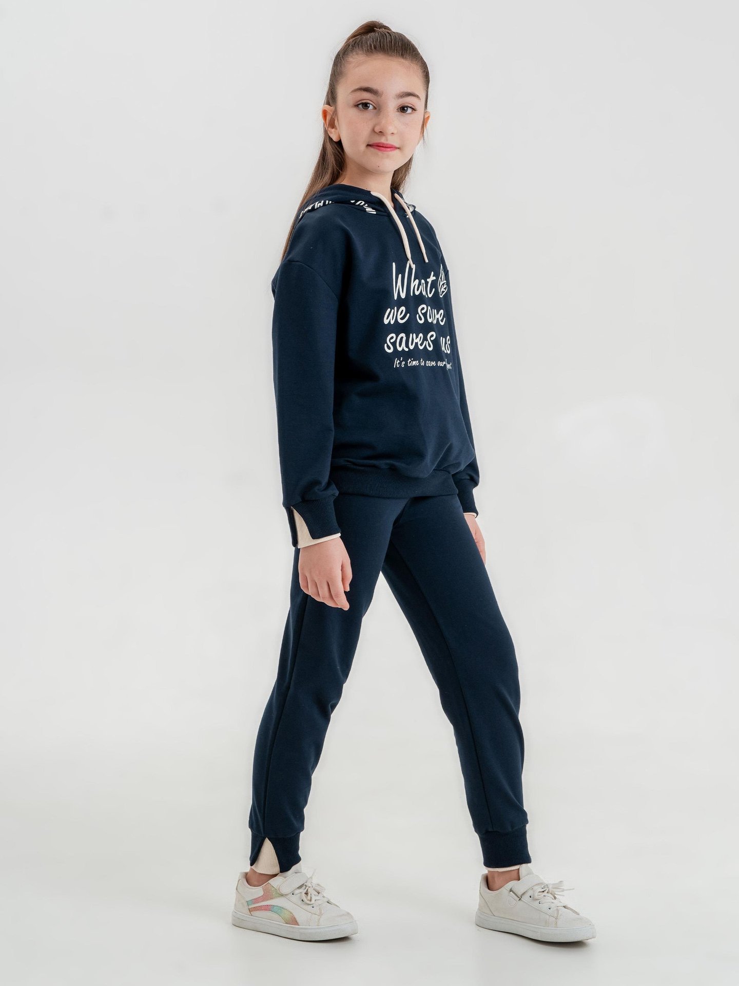 What We Save Saves Us Baskılı Kız Çocuk Kapüşonlu Alt-Üst Eşofman Takımı