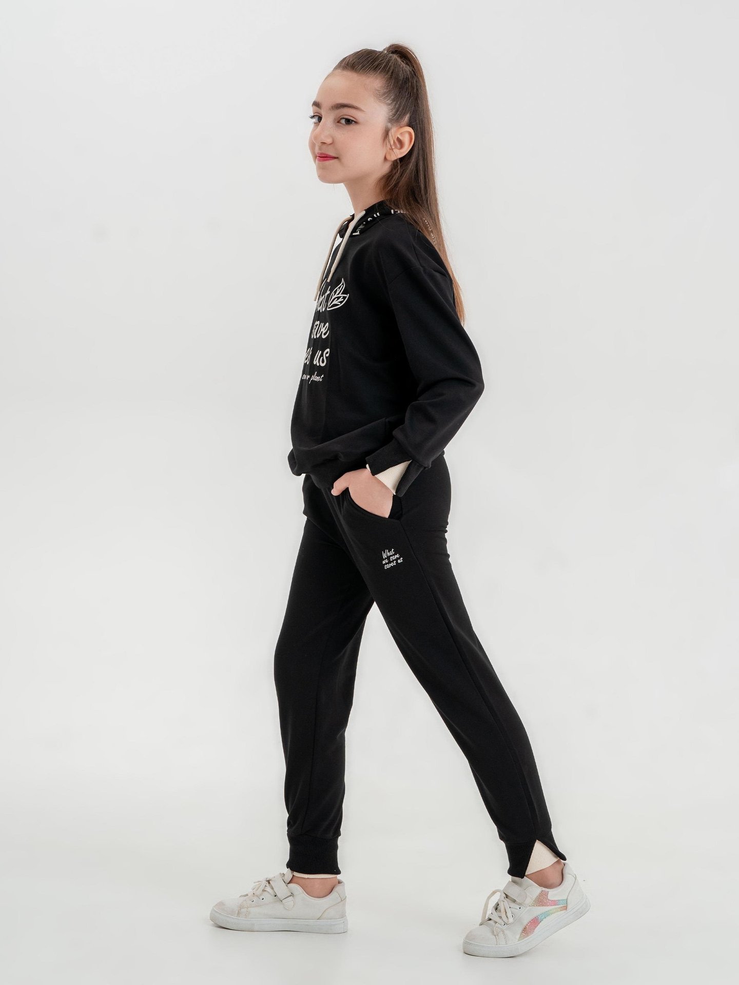 What We Save Saves Us Baskılı Kız Çocuk Kapüşonlu Alt-Üst Eşofman Takımı