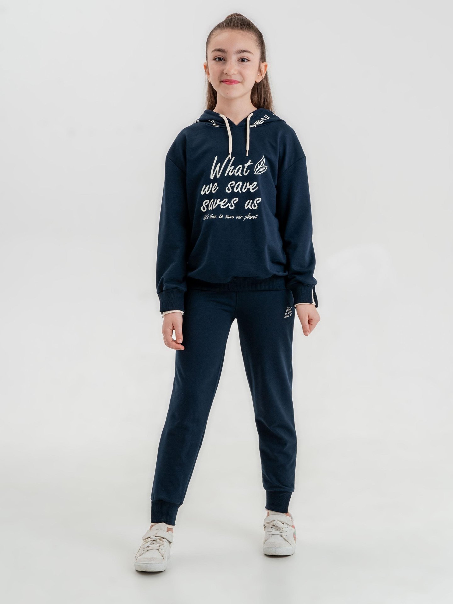 What We Save Saves Us Baskılı Kız Çocuk Kapüşonlu Alt-Üst Eşofman Takımı
