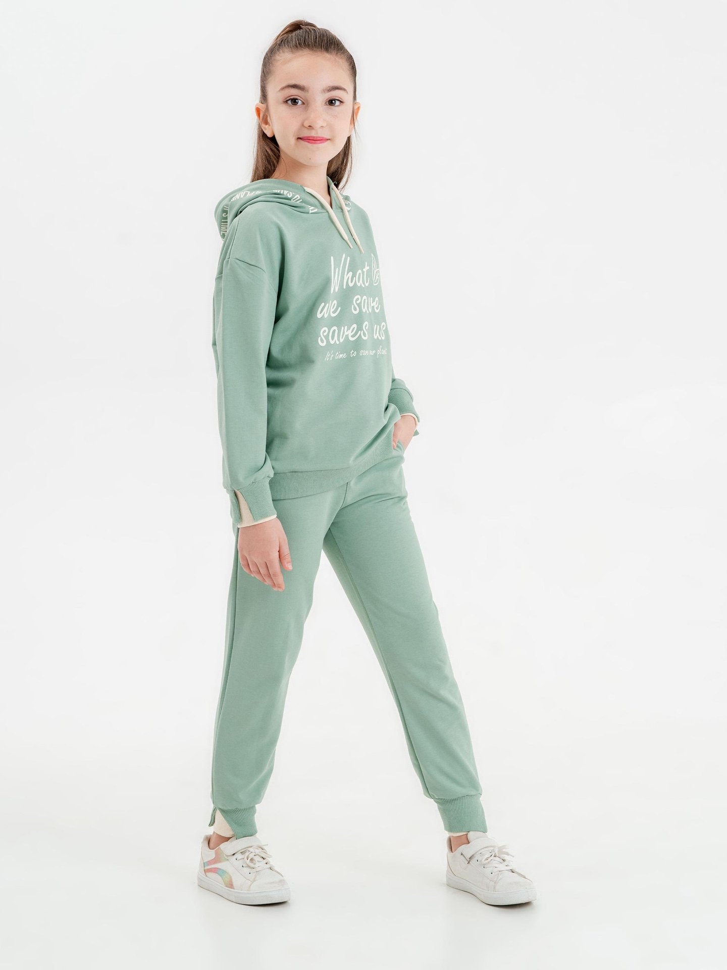 What We Save Saves Us Baskılı Kız Çocuk Kapüşonlu Alt-Üst Eşofman Takımı