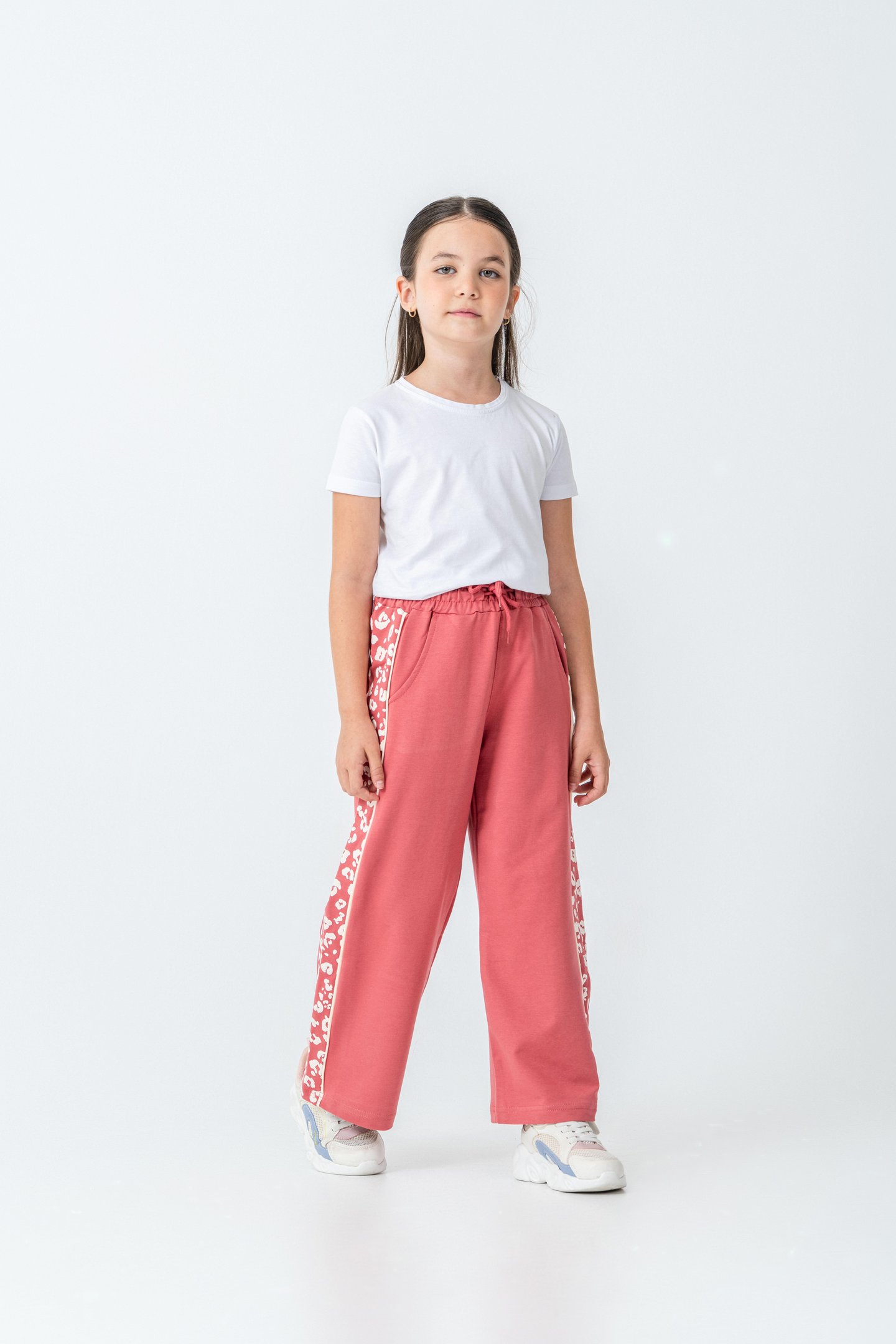 Yan İki Parça Boydan Baskılı Kız Çocuk Eşofman Altı