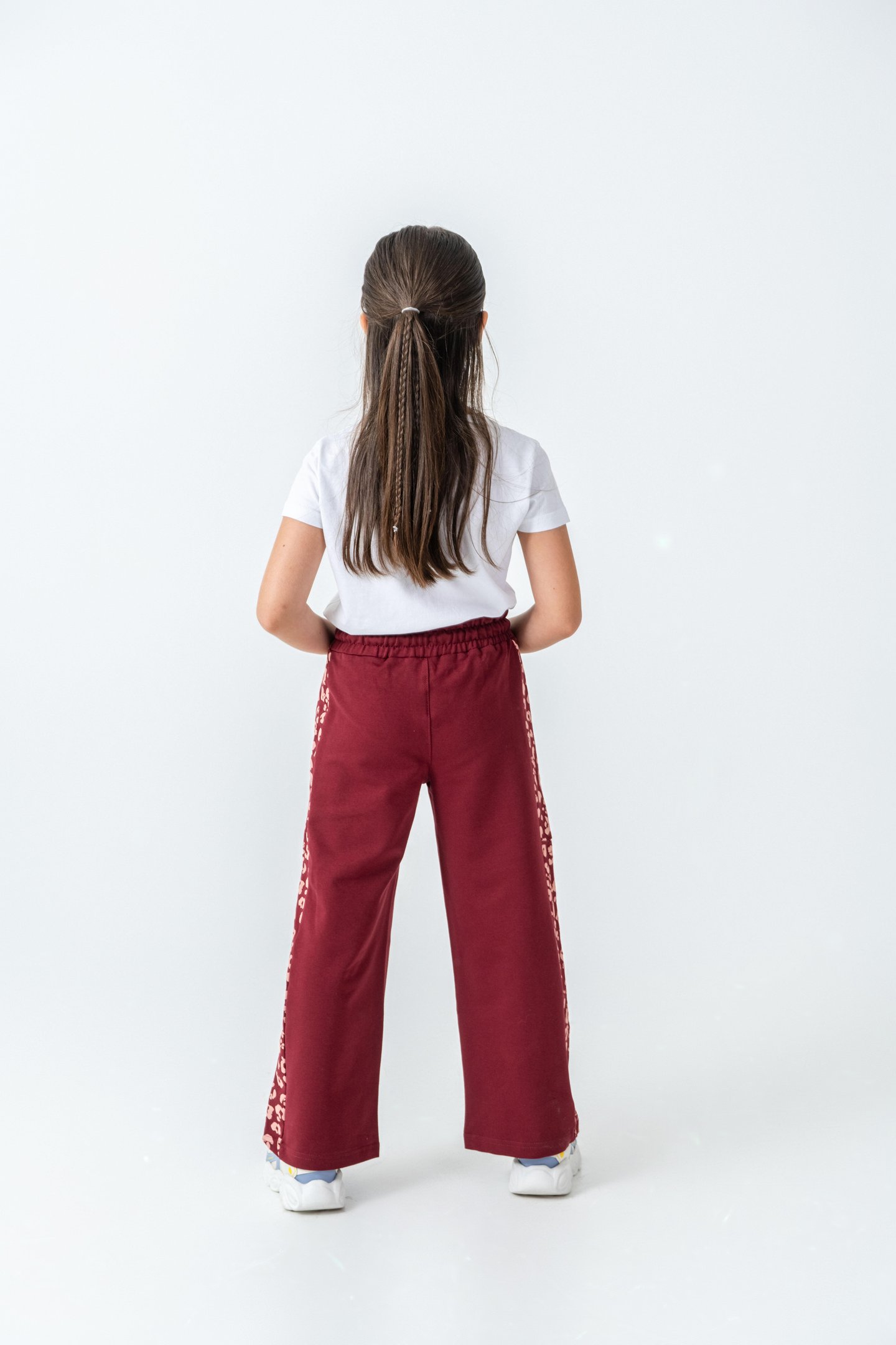 Yan İki Parça Boydan Baskılı Kız Çocuk Eşofman Altı